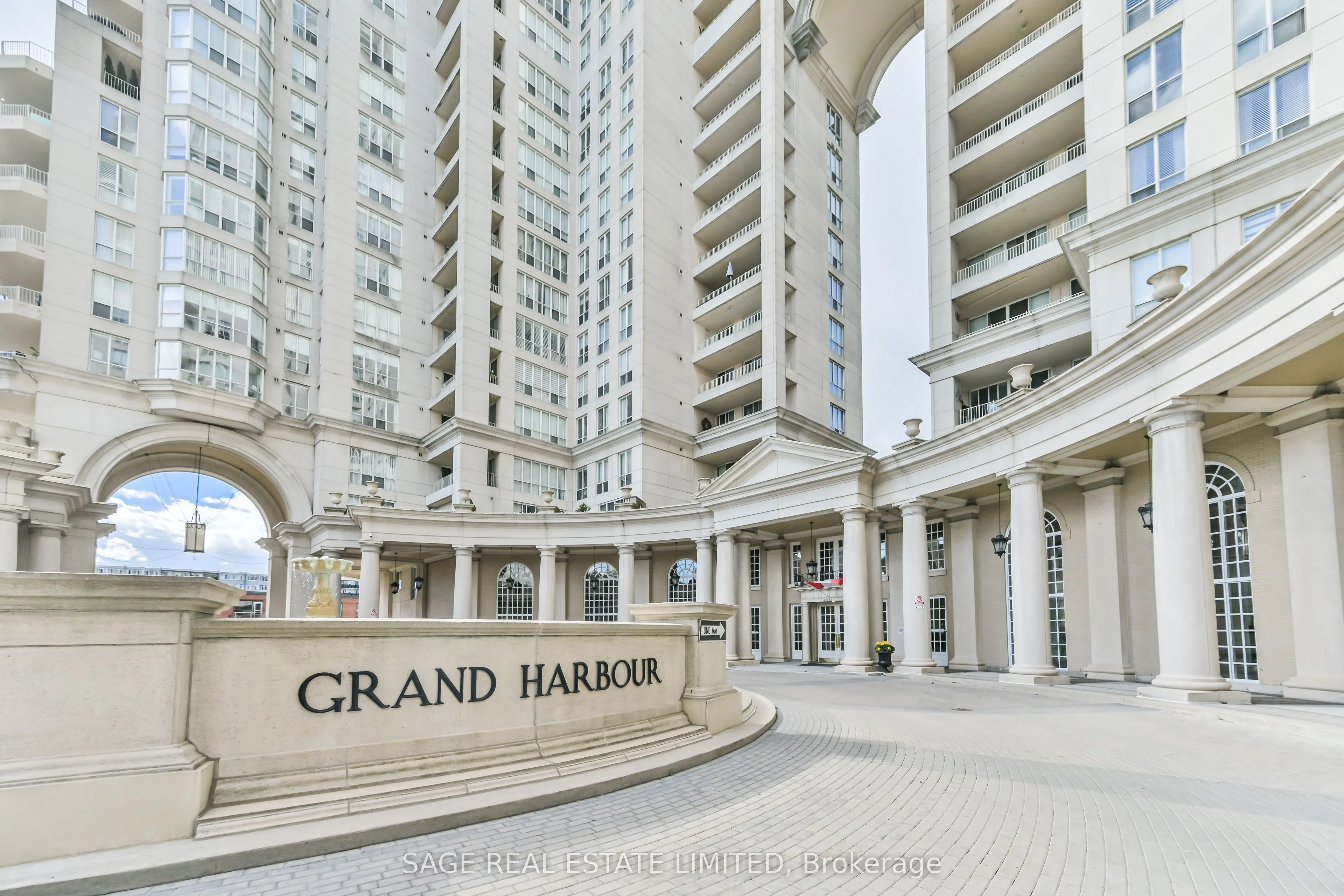 2285 Lake Shore Boulevard W #1806