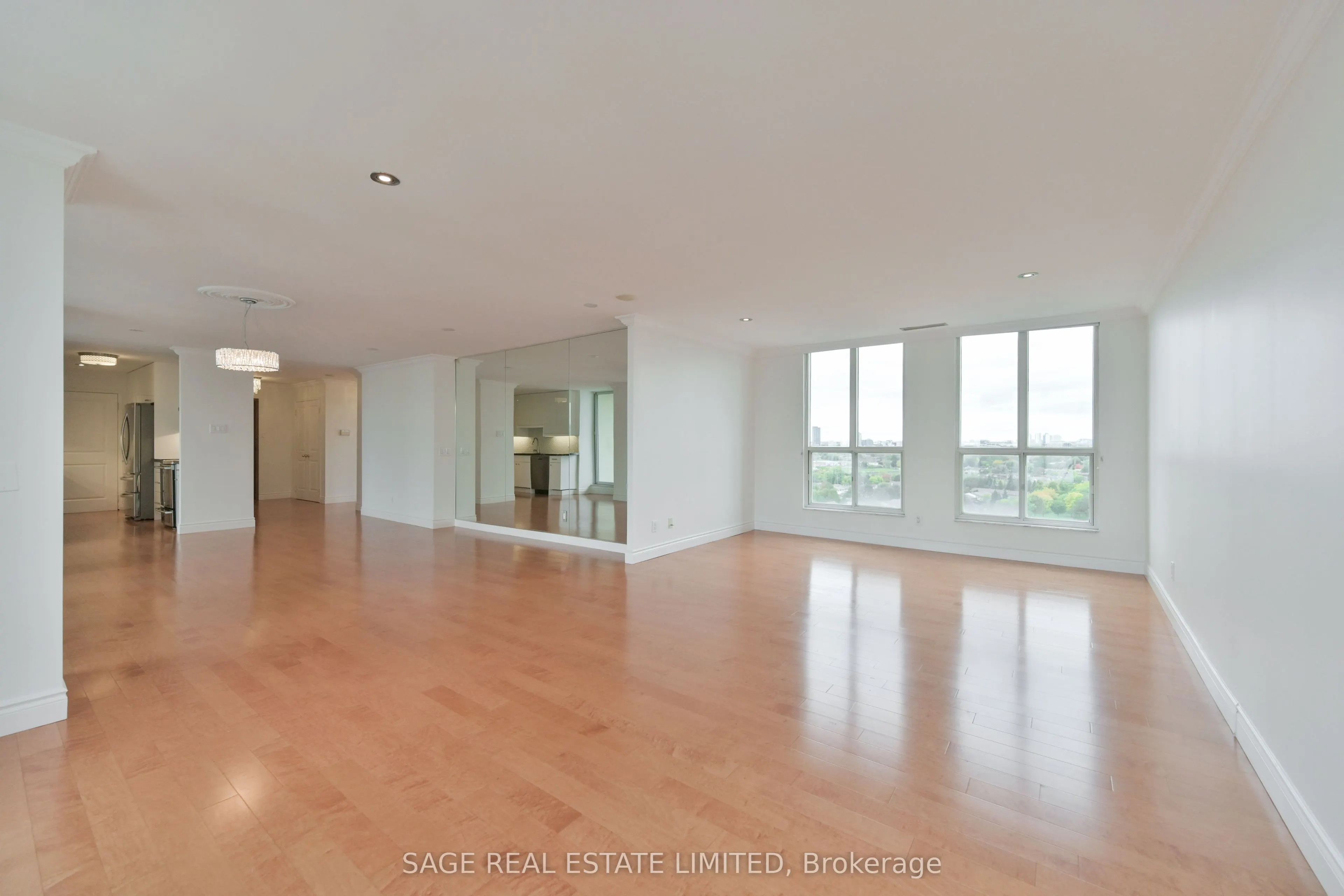 2285 Lake Shore Boulevard W #1806