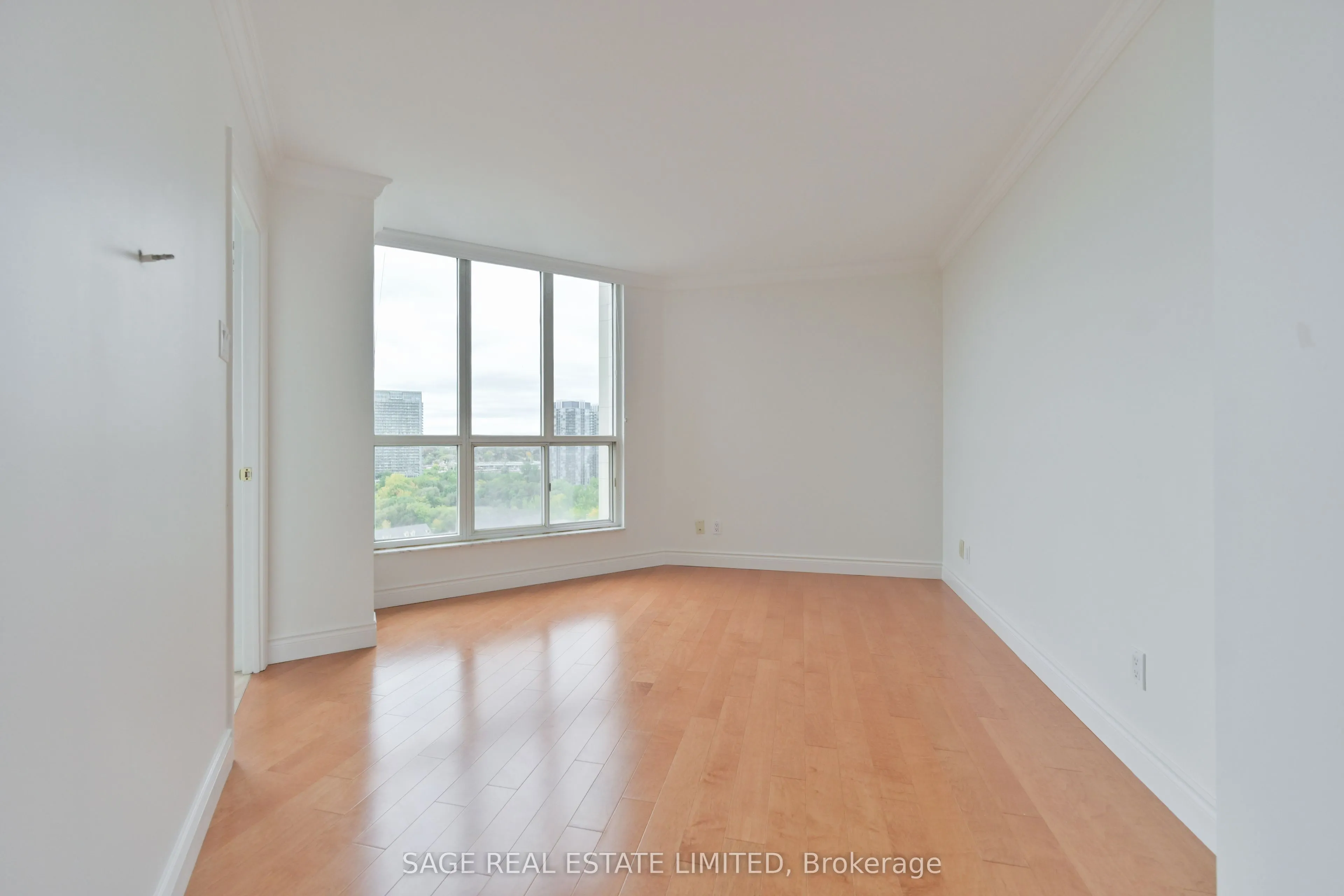 2285 Lake Shore Boulevard W #1806