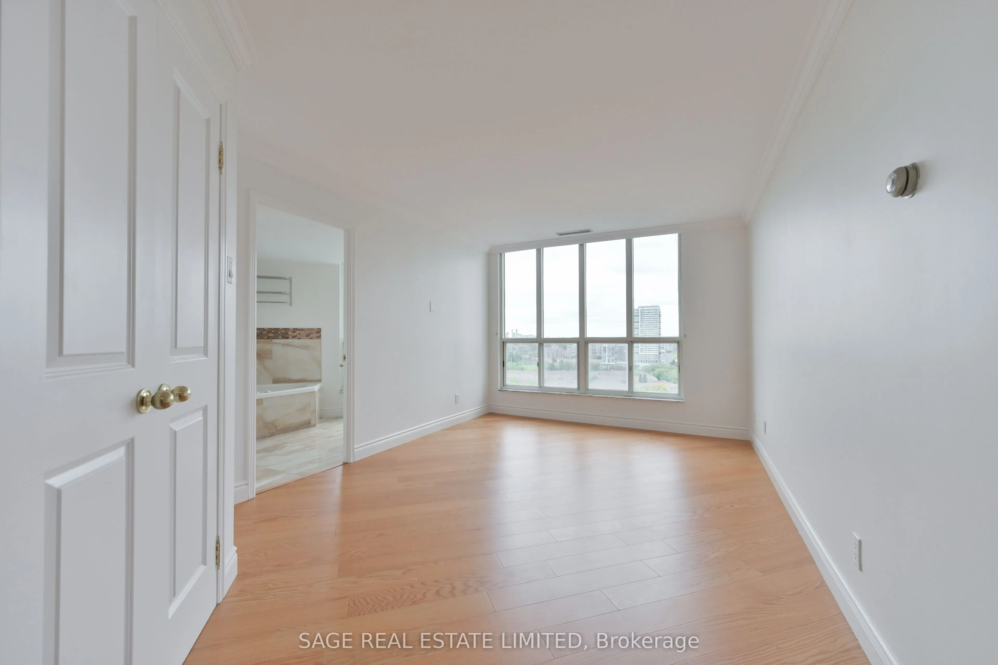 2285 Lake Shore Boulevard W #1806