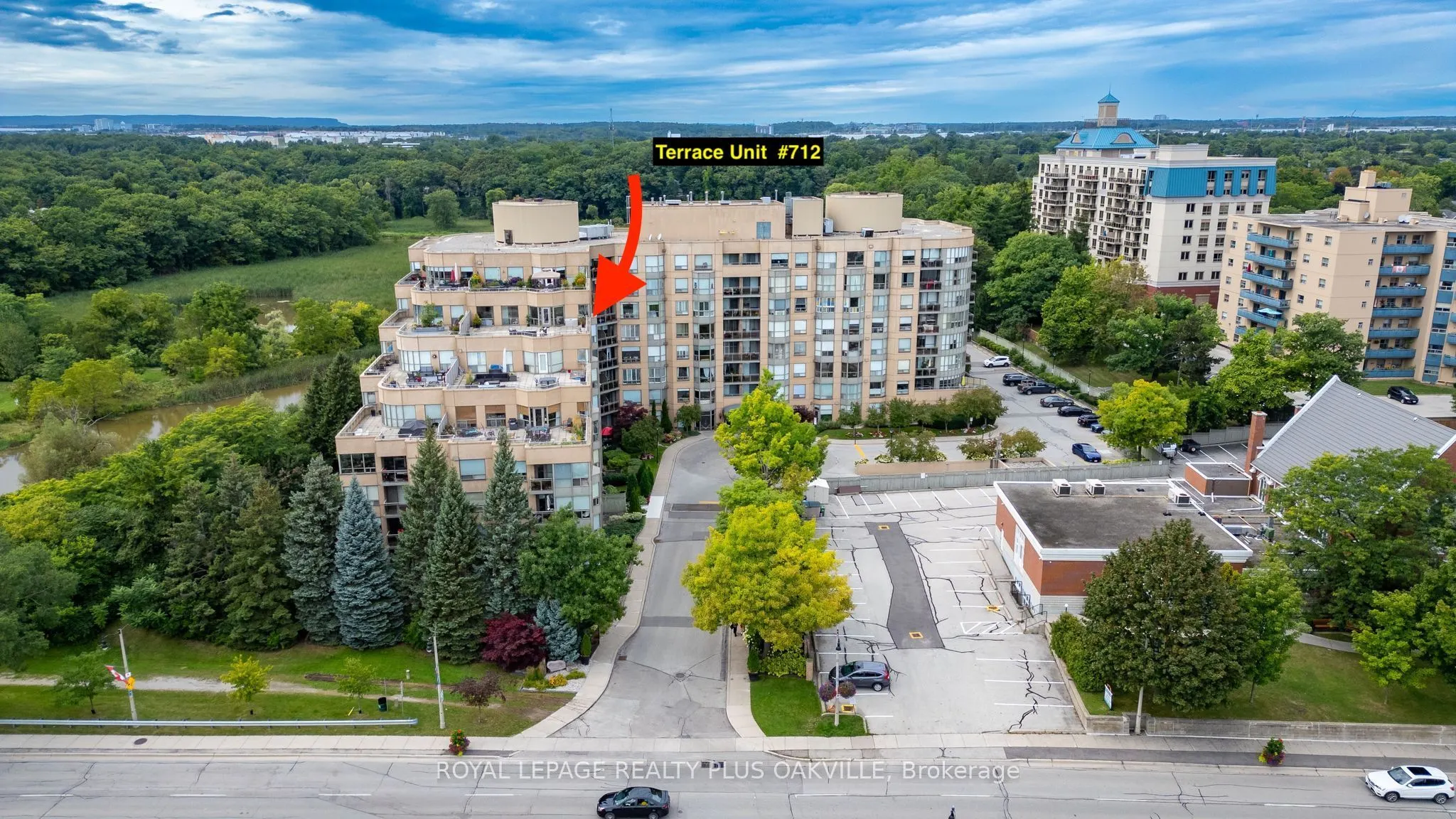 2511 Lakeshore Road W #712