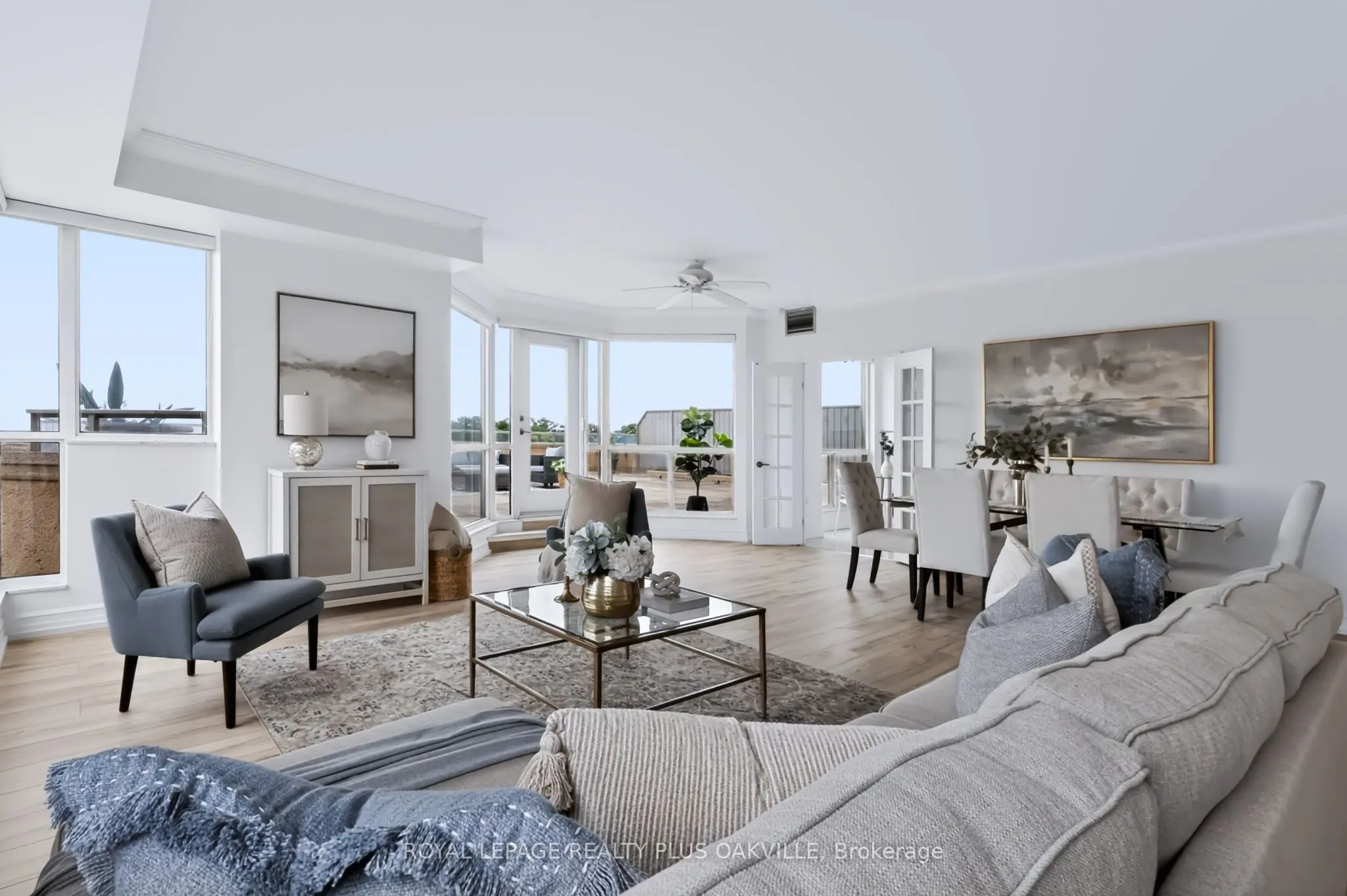 2511 Lakeshore Road W #712