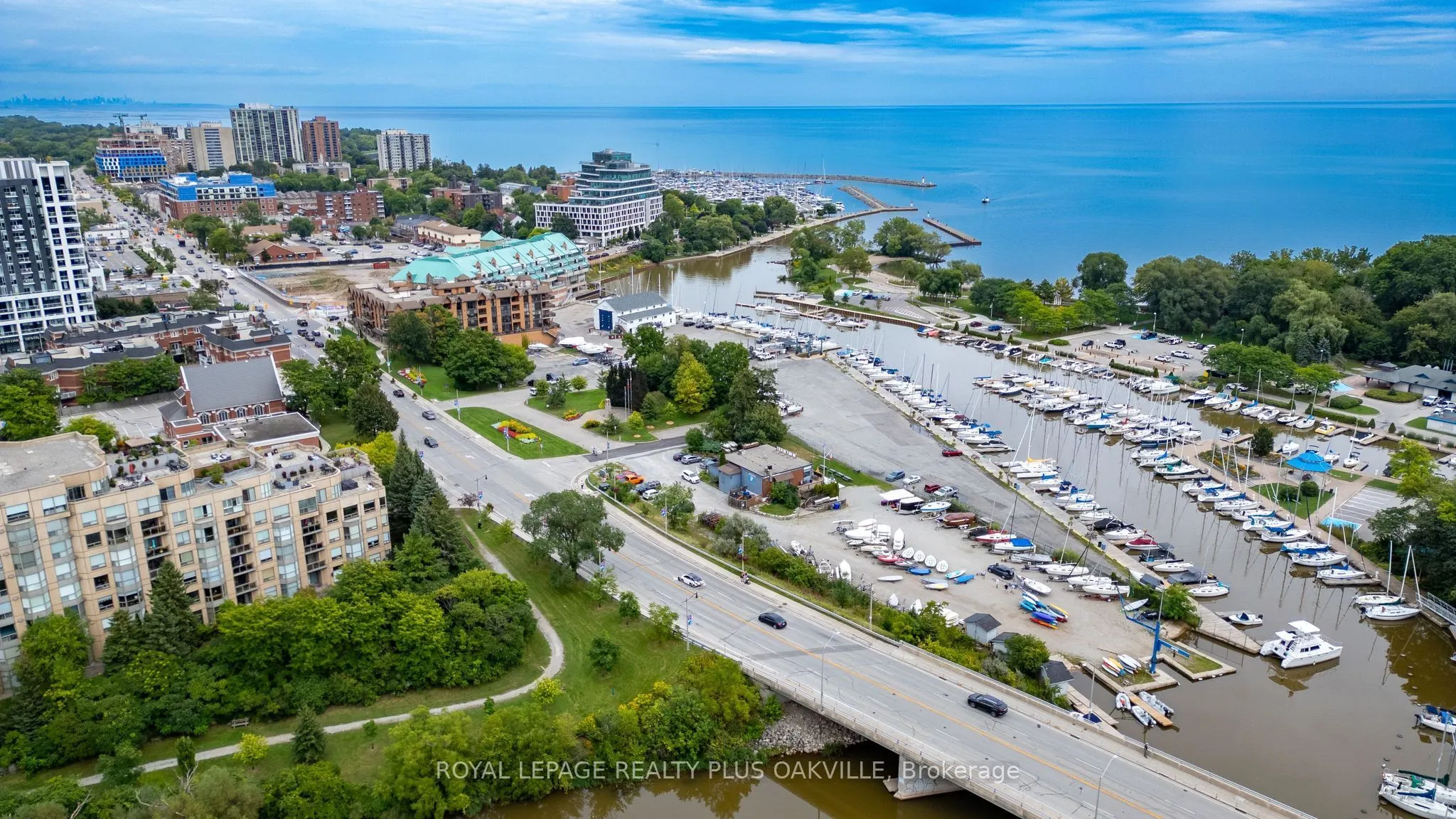 2511 Lakeshore Road W #712