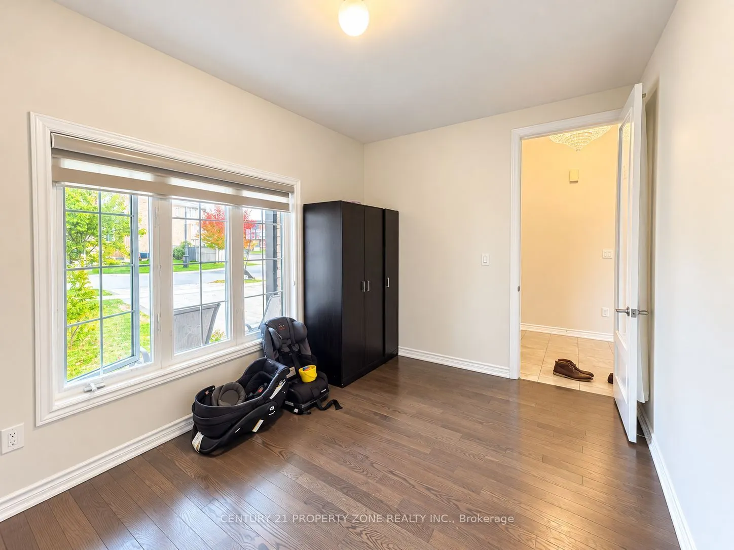 32 Young Garden Crescent