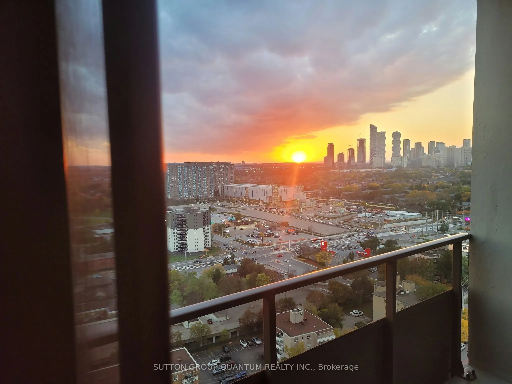 3100 Kirwin Avenue #Ph04