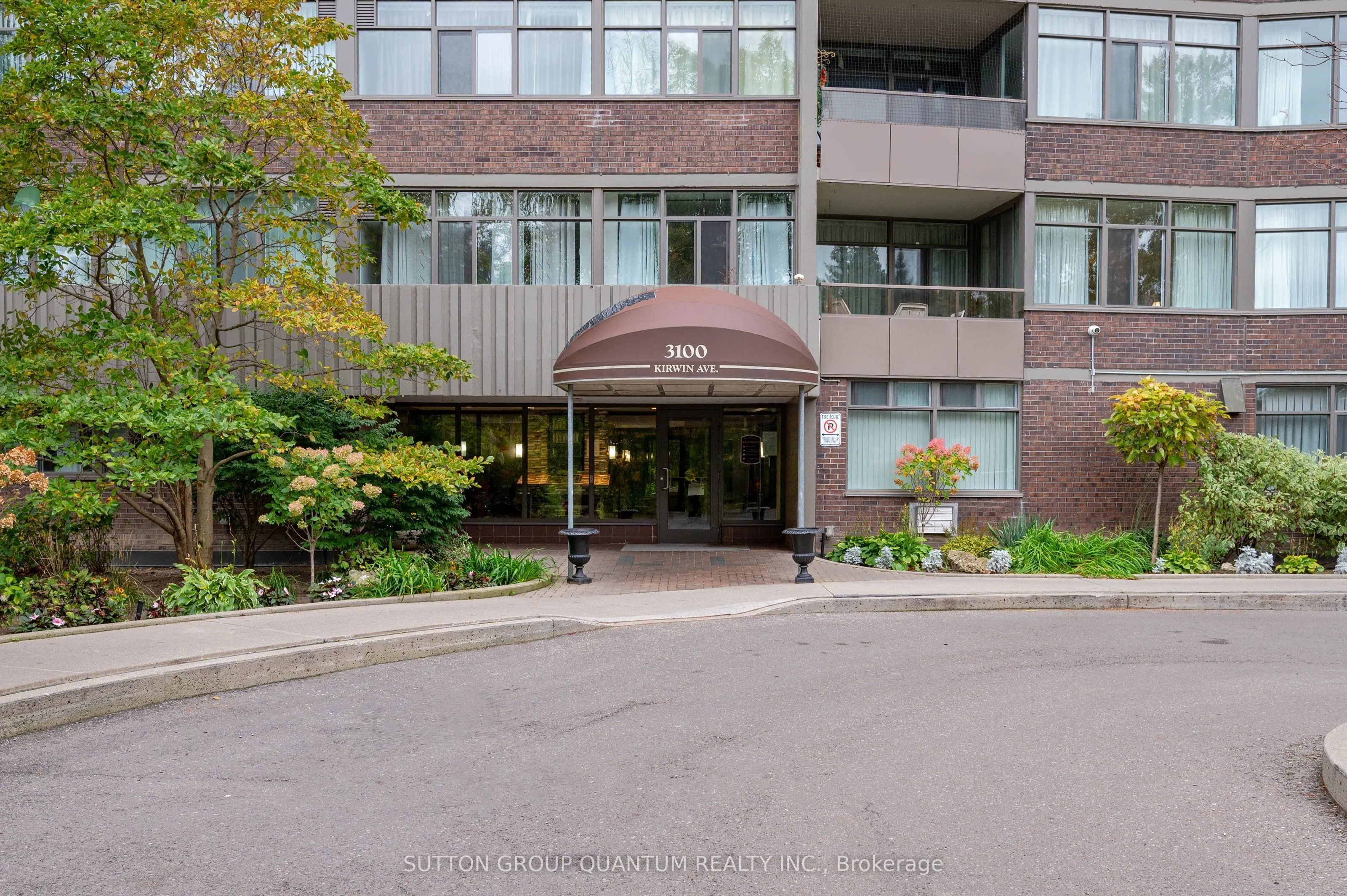 3100 Kirwin Avenue #Ph04