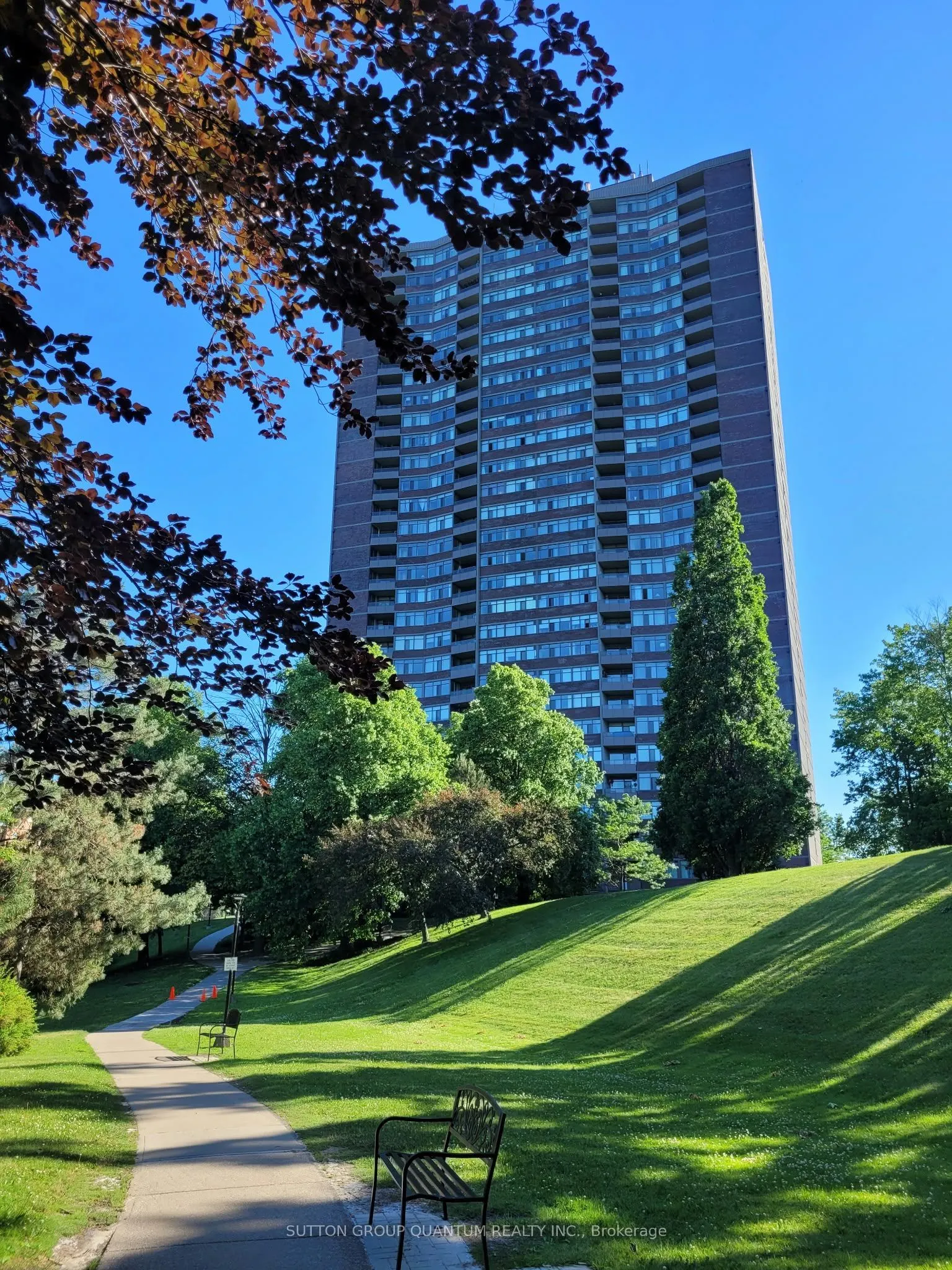 3100 Kirwin Avenue #Ph04