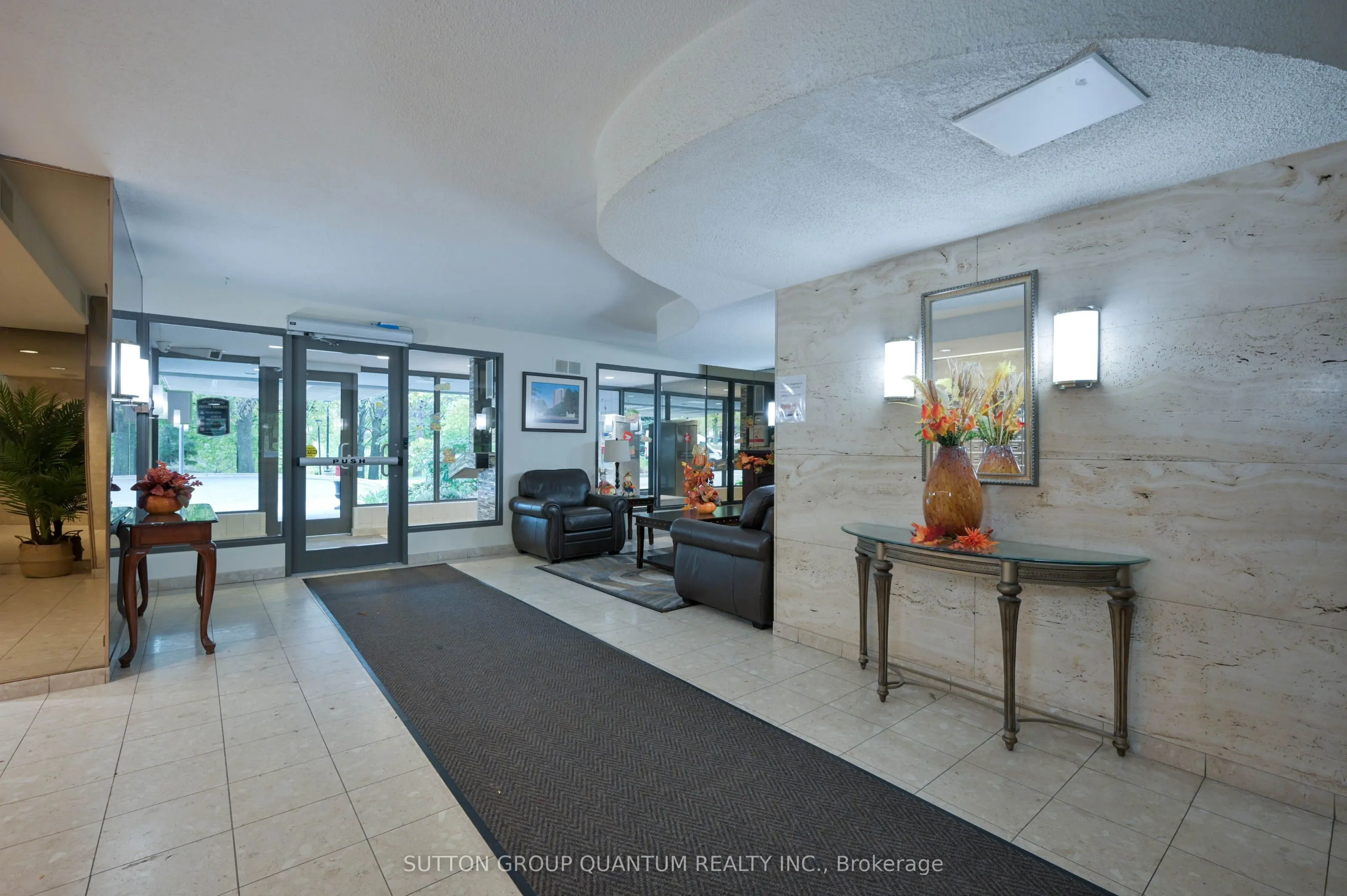 3100 Kirwin Avenue #Ph04
