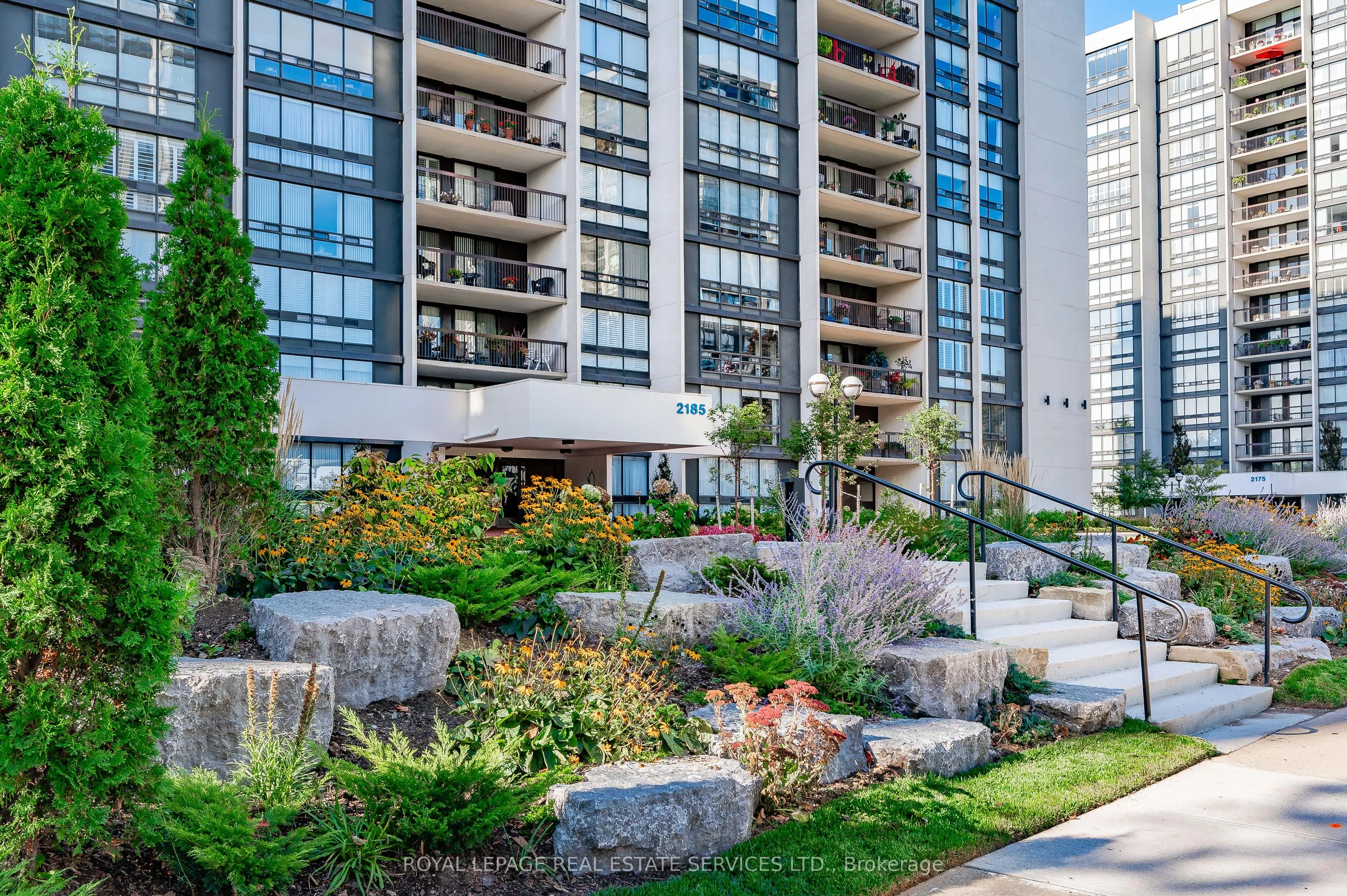 2185 Marine Drive #1001