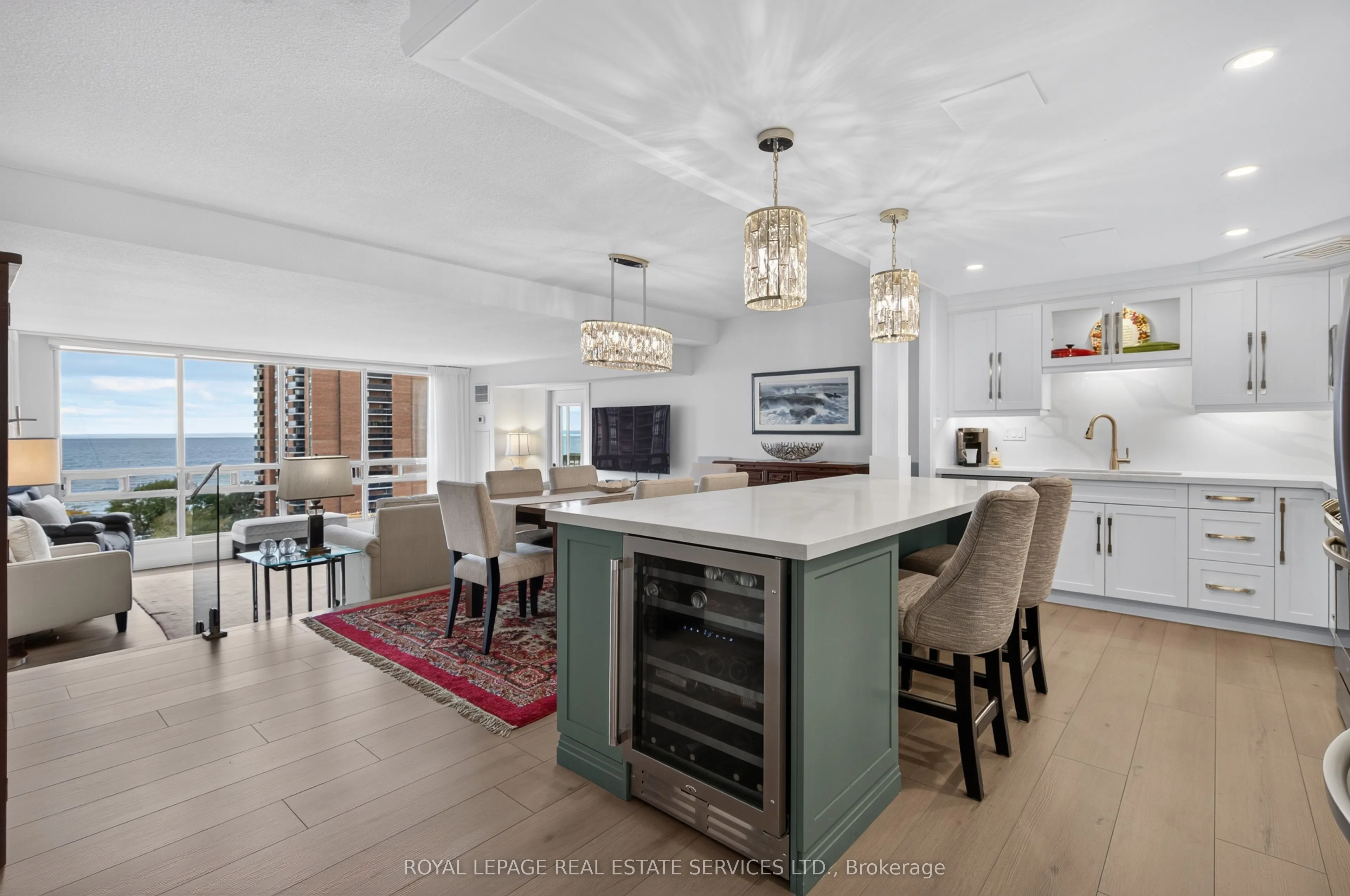 2185 Marine Drive #1001