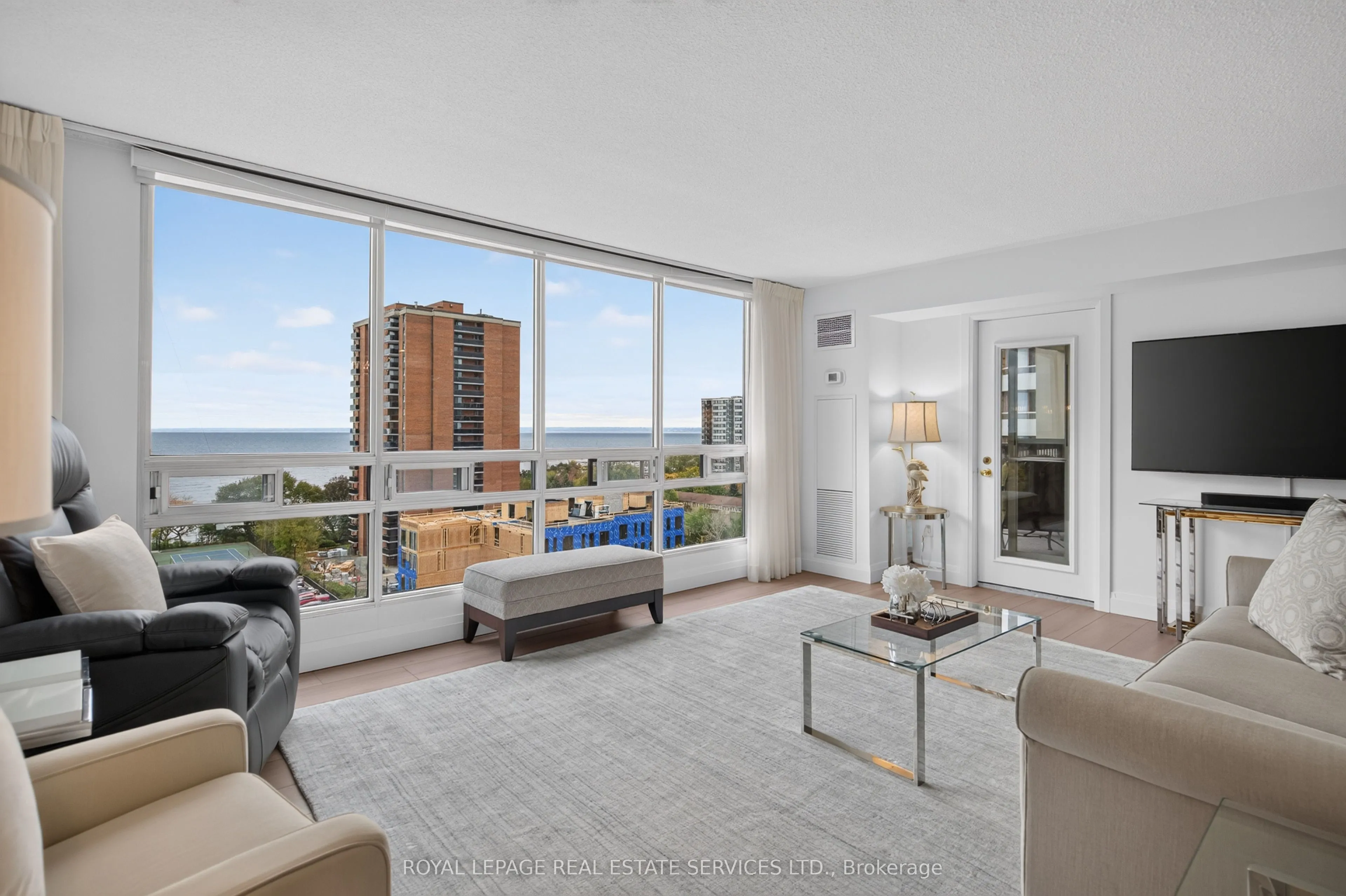 2185 Marine Drive #1001