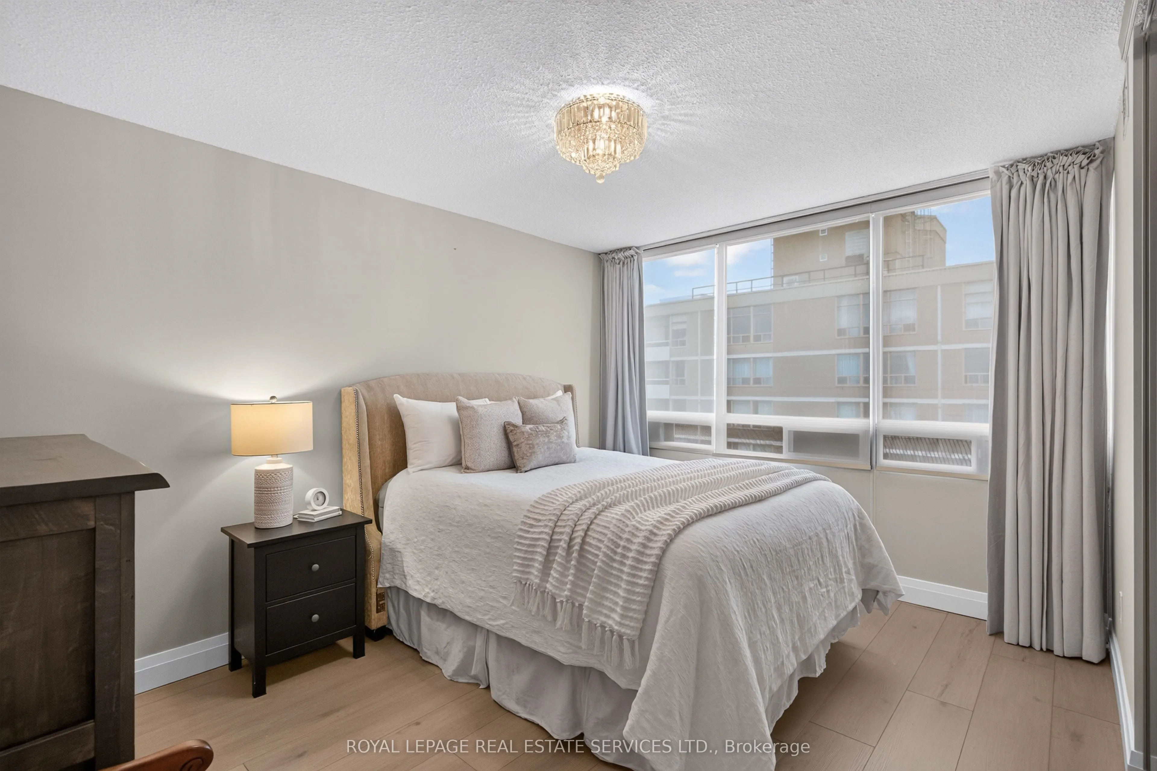 2185 Marine Drive #1001