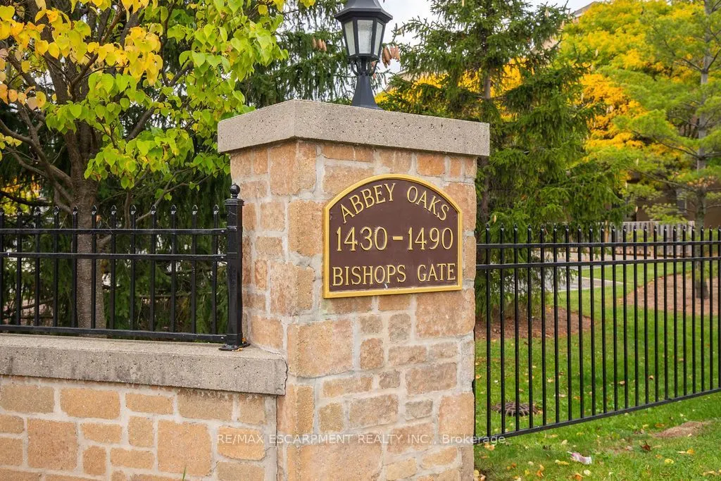 1480 Bishops Gate #207
