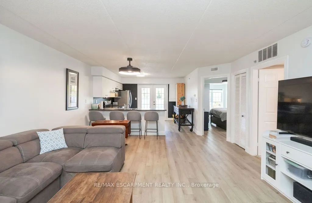1480 Bishops Gate #207