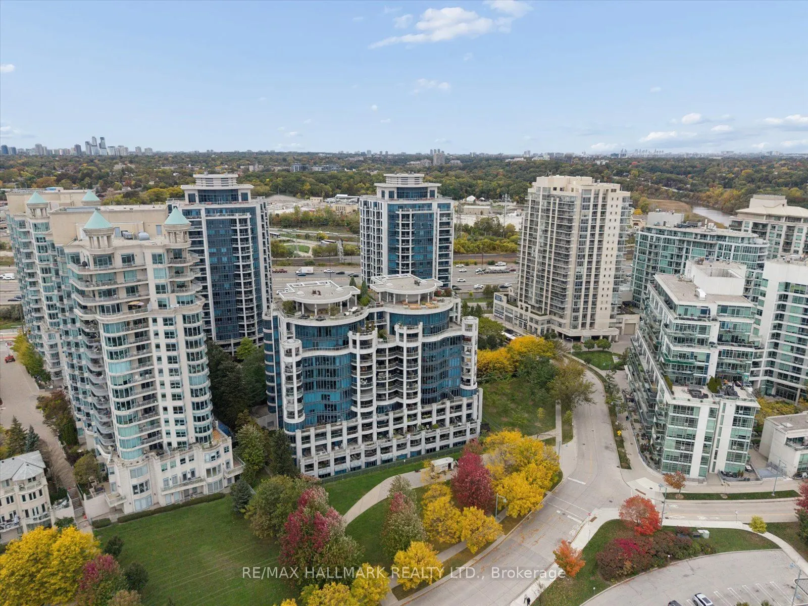 2087 Lake Shore Boulevard W #105