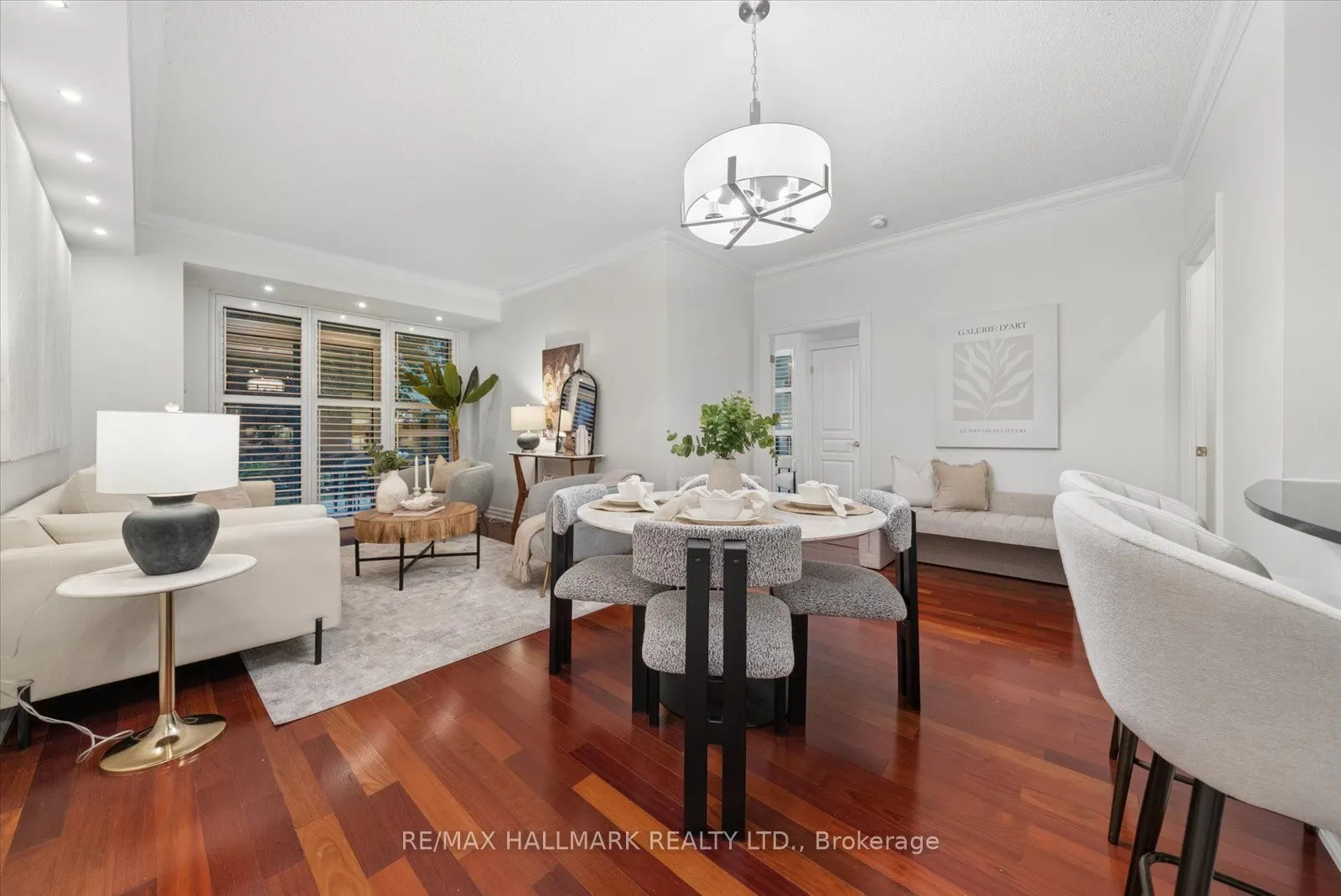 2087 Lake Shore Boulevard W #105