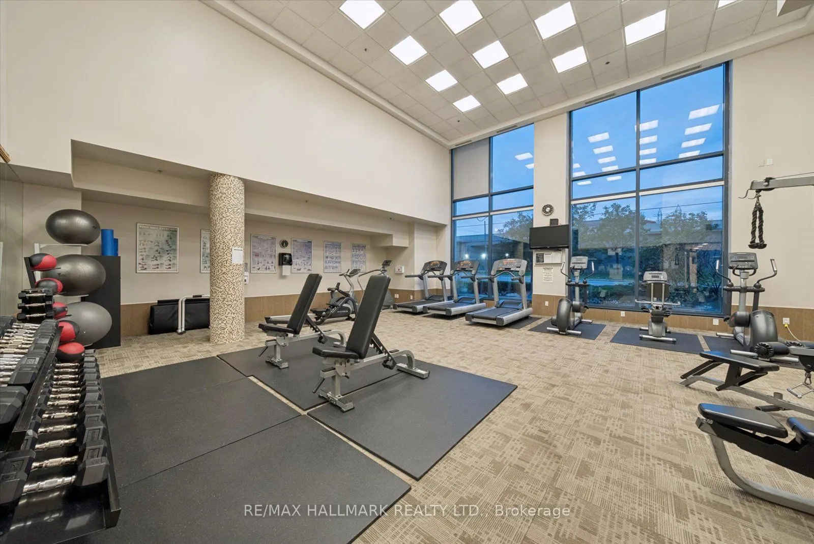 2087 Lake Shore Boulevard W #105