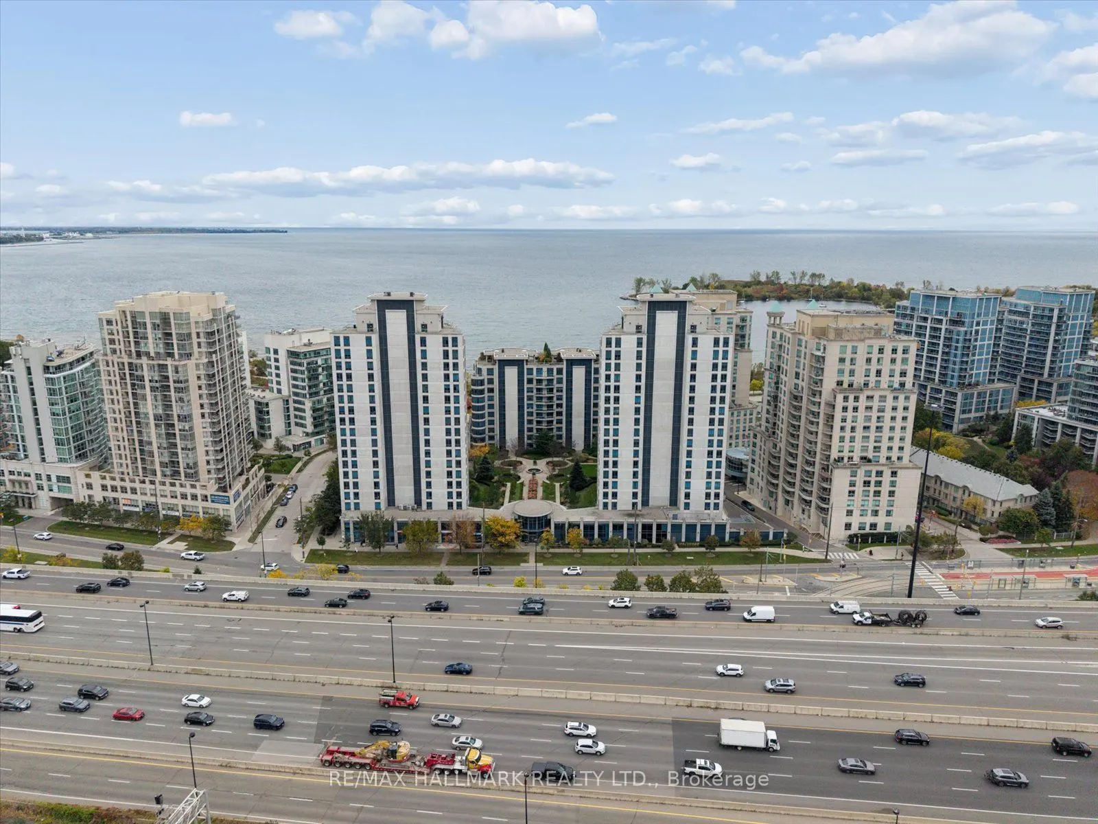 2087 Lake Shore Boulevard W #105