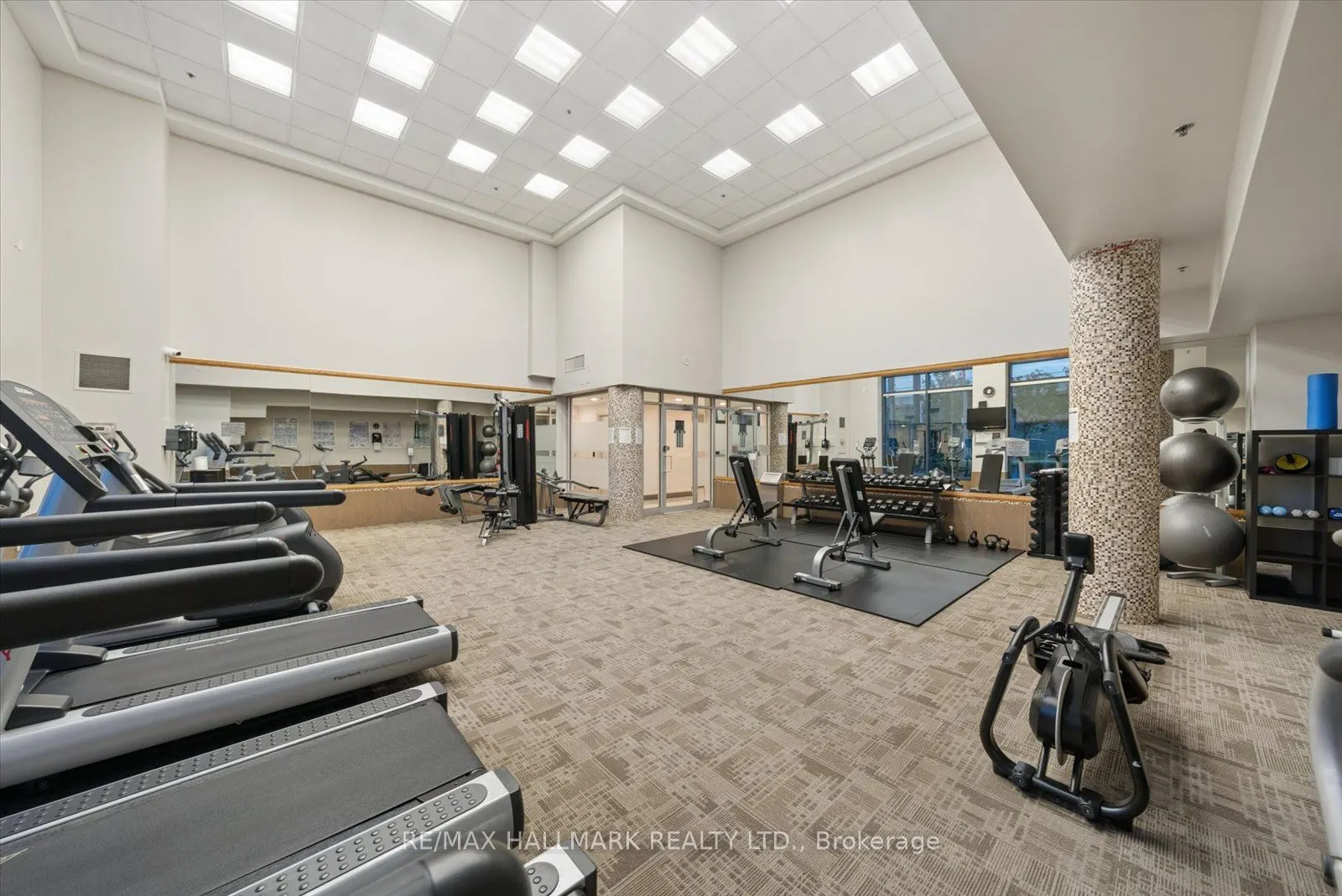 2087 Lake Shore Boulevard W #105
