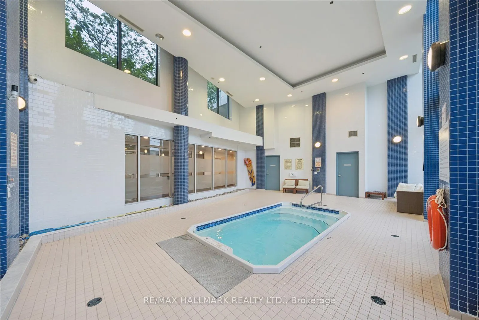 2087 Lake Shore Boulevard W #105
