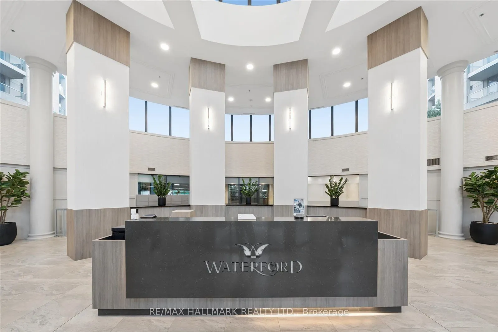 2087 Lake Shore Boulevard W #105