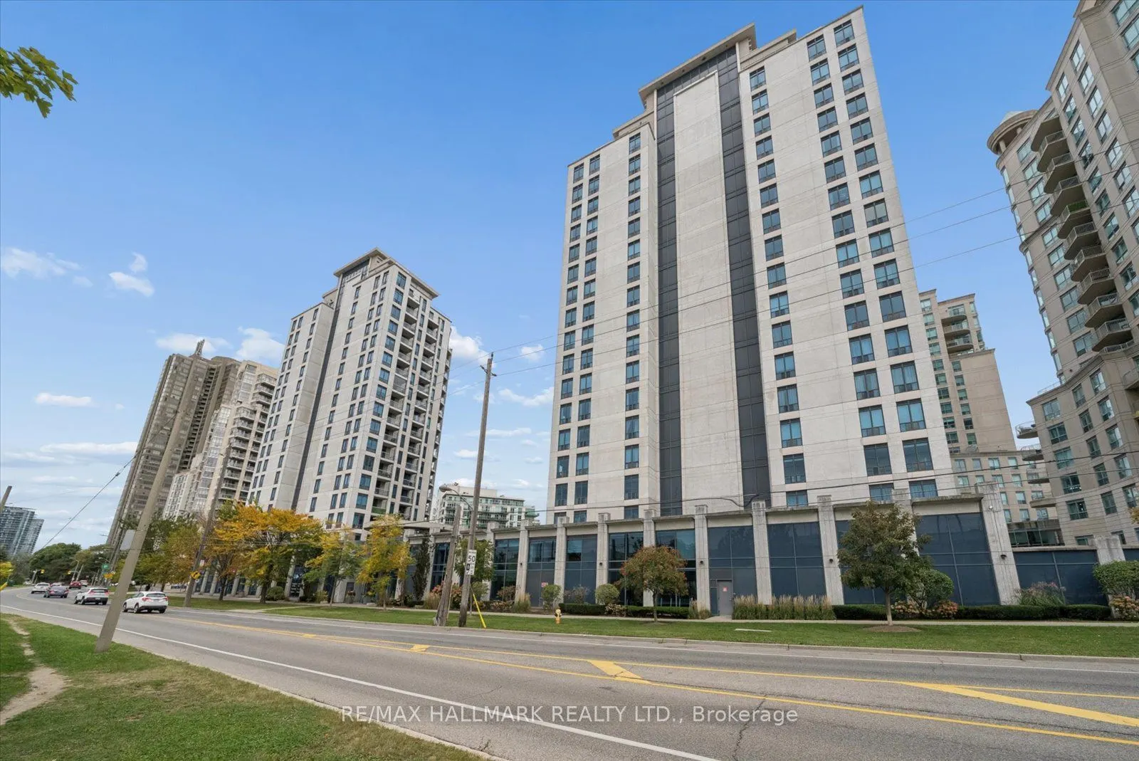 2087 Lake Shore Boulevard W #105