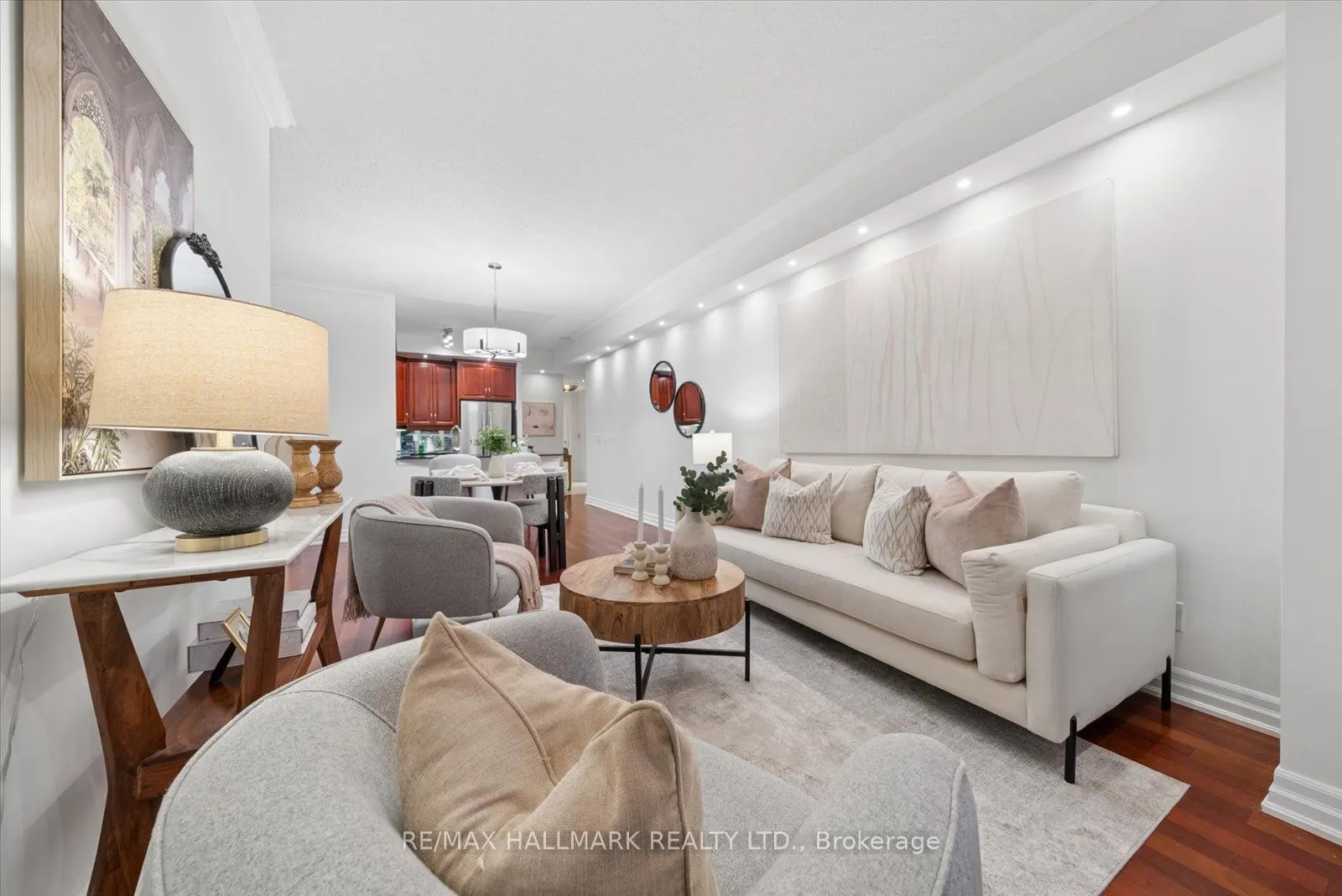 2087 Lake Shore Boulevard W #105