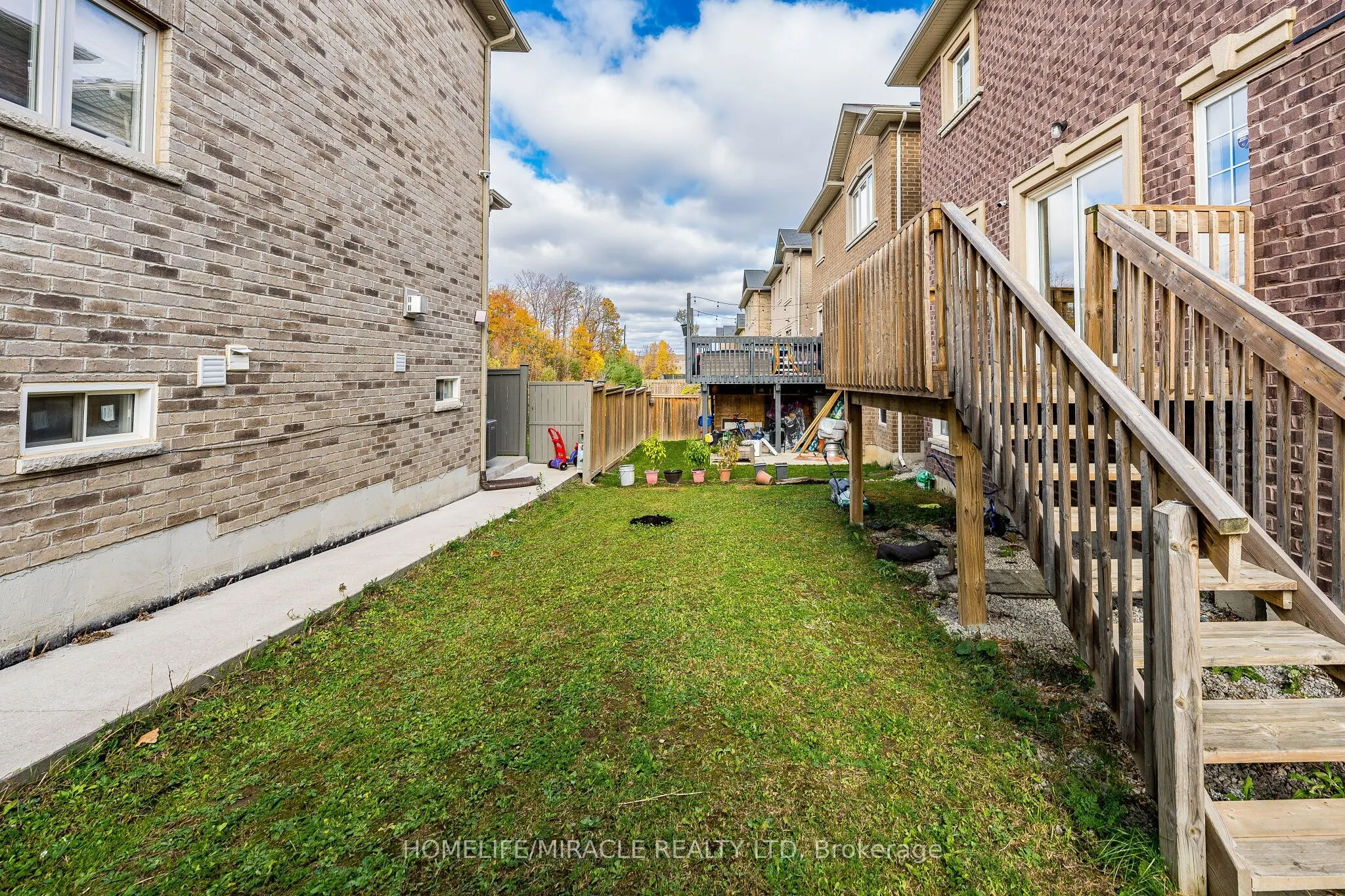 372 Remembrance Road