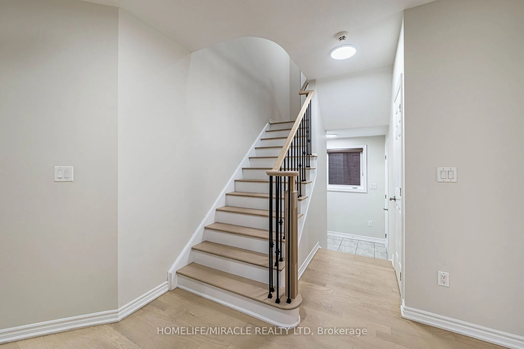 372 Remembrance Road