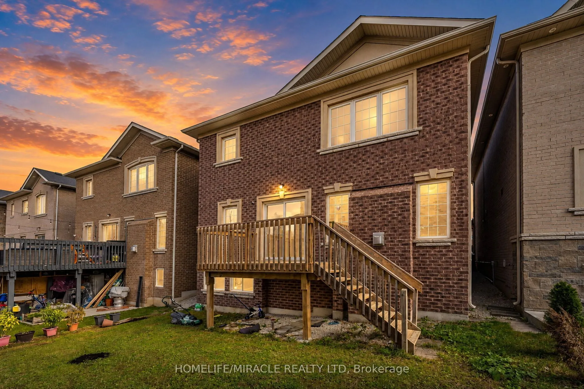 372 Remembrance Road