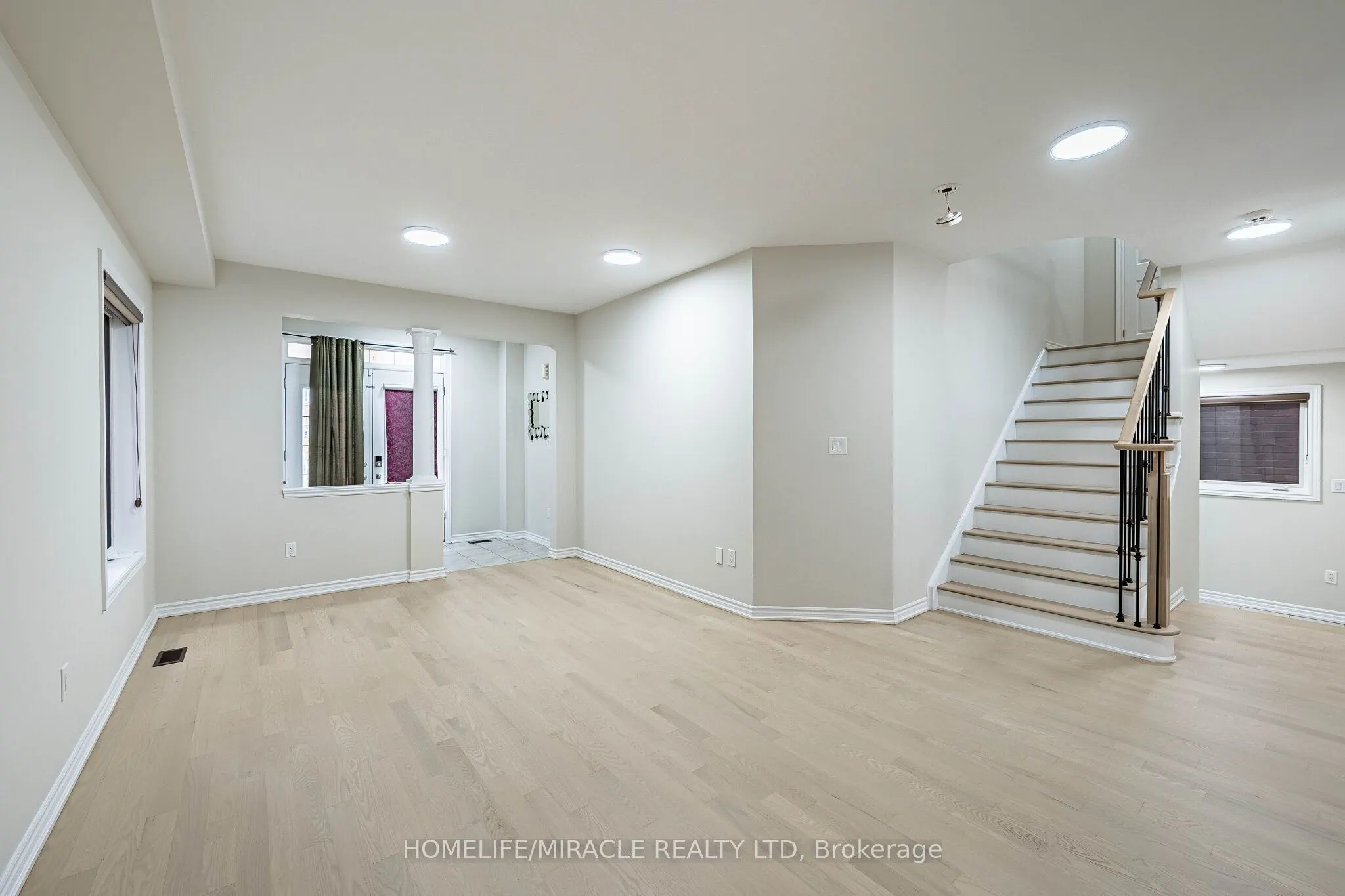 372 Remembrance Road
