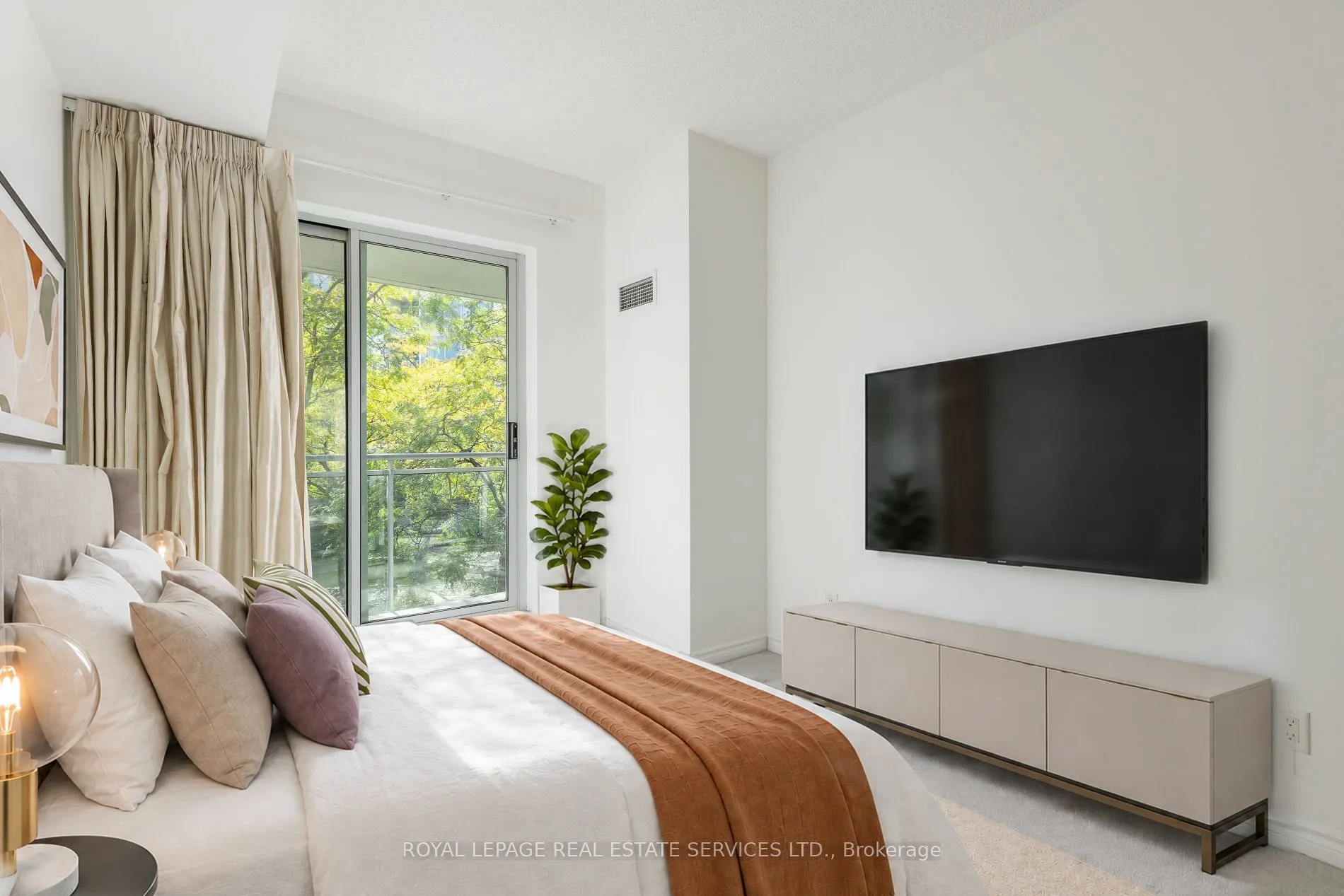 5 Marine Parade Drive #221