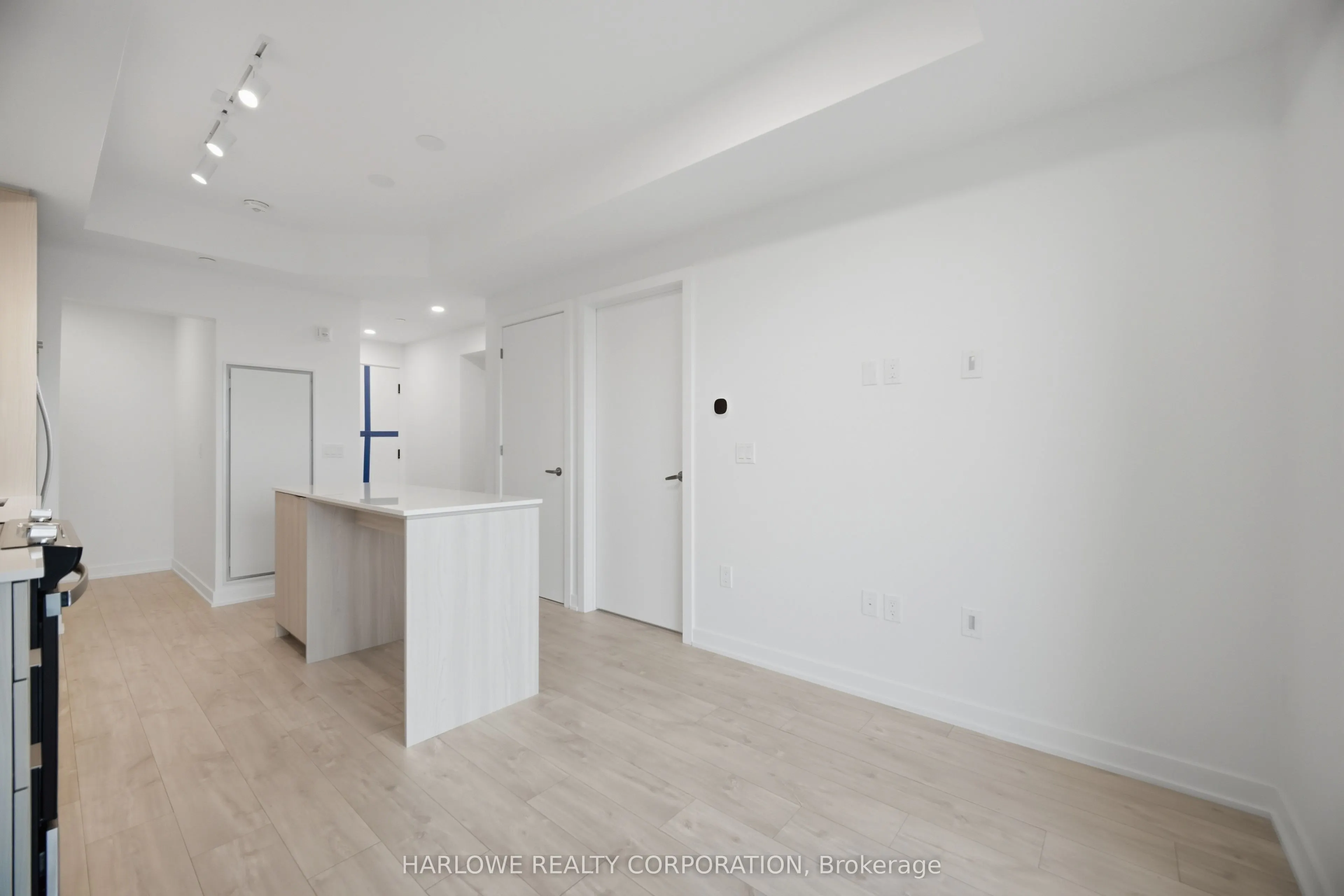 740 Whitlock Avenue #202