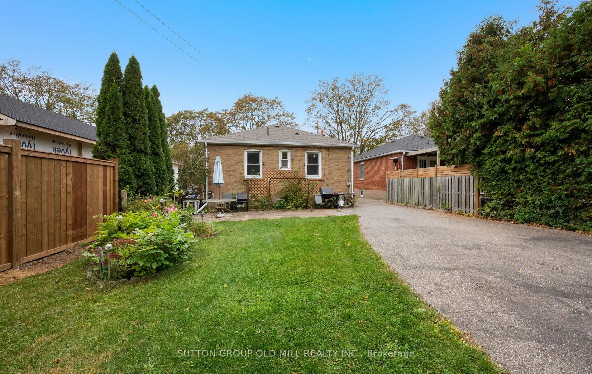 63 Westhead Road