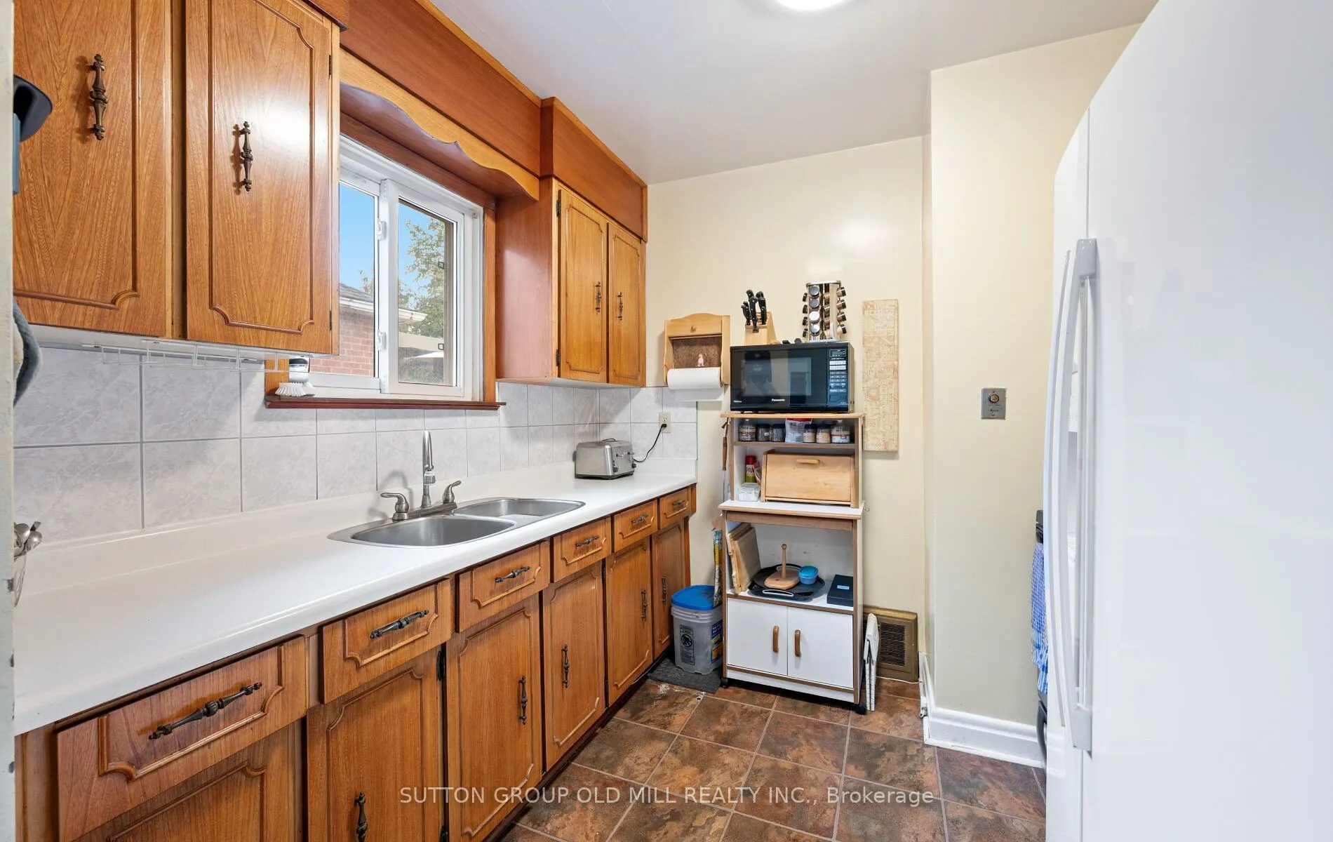 63 Westhead Road