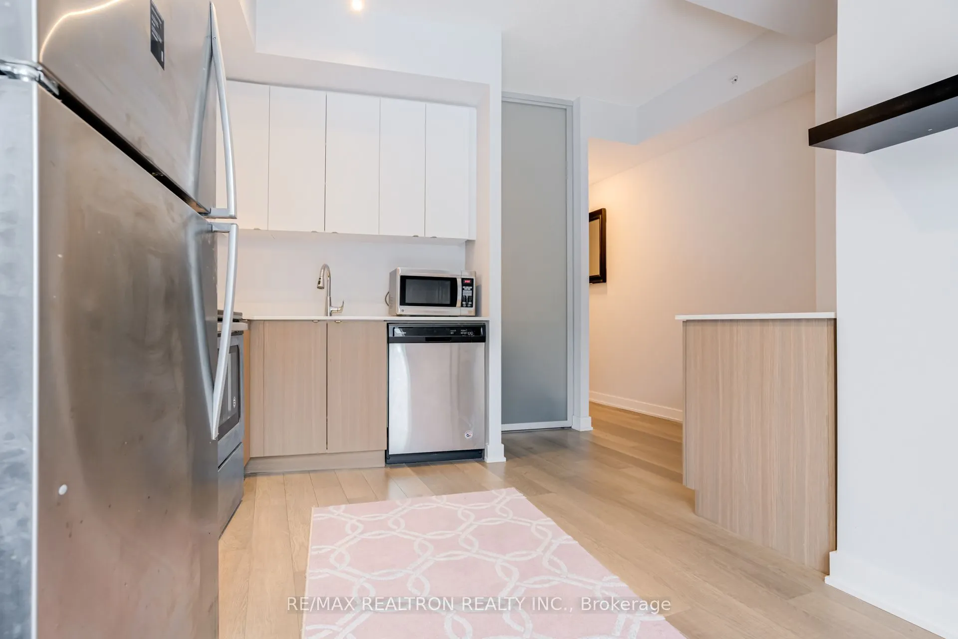 5260 Dundas Street N #C401