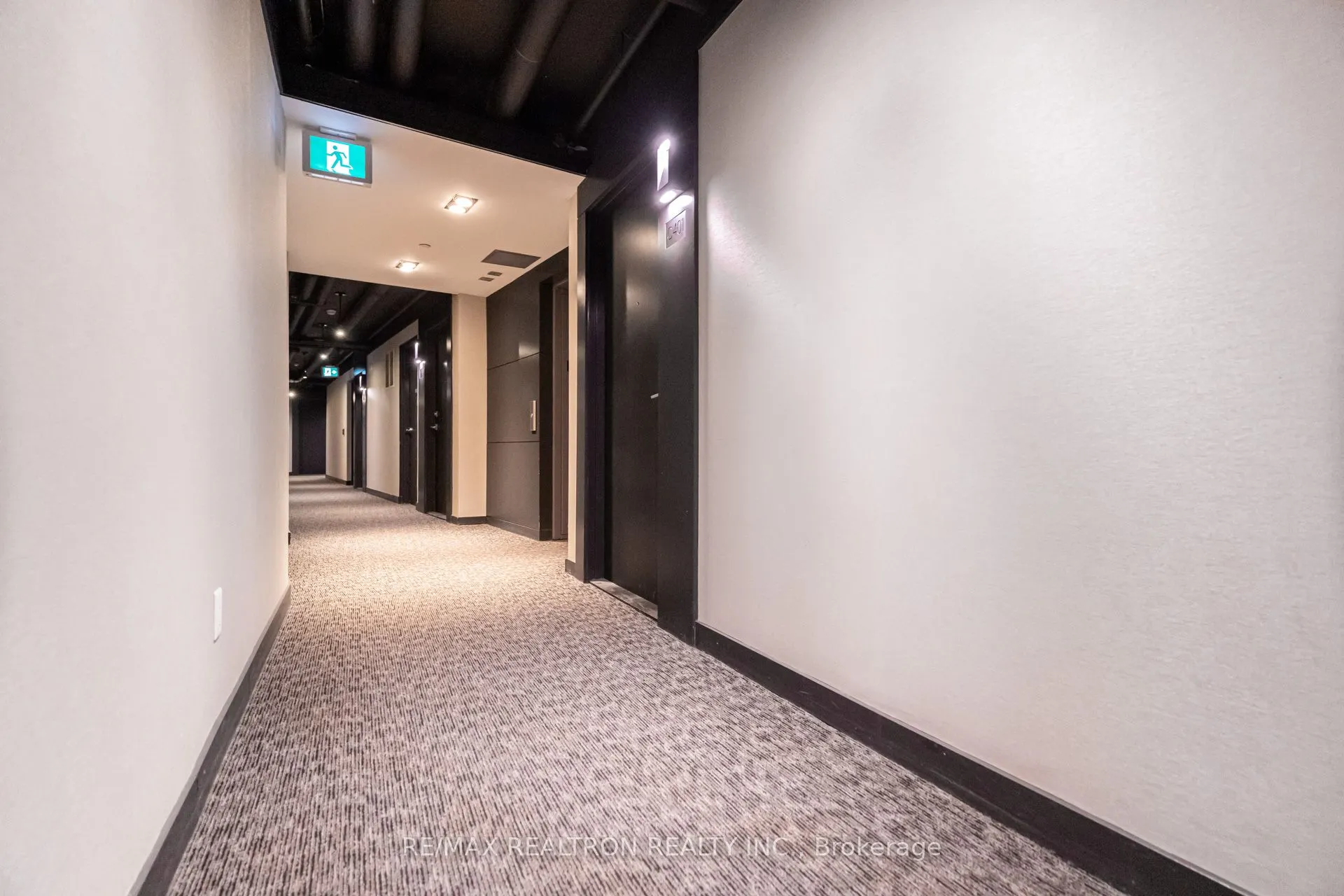 5260 Dundas Street N #C401