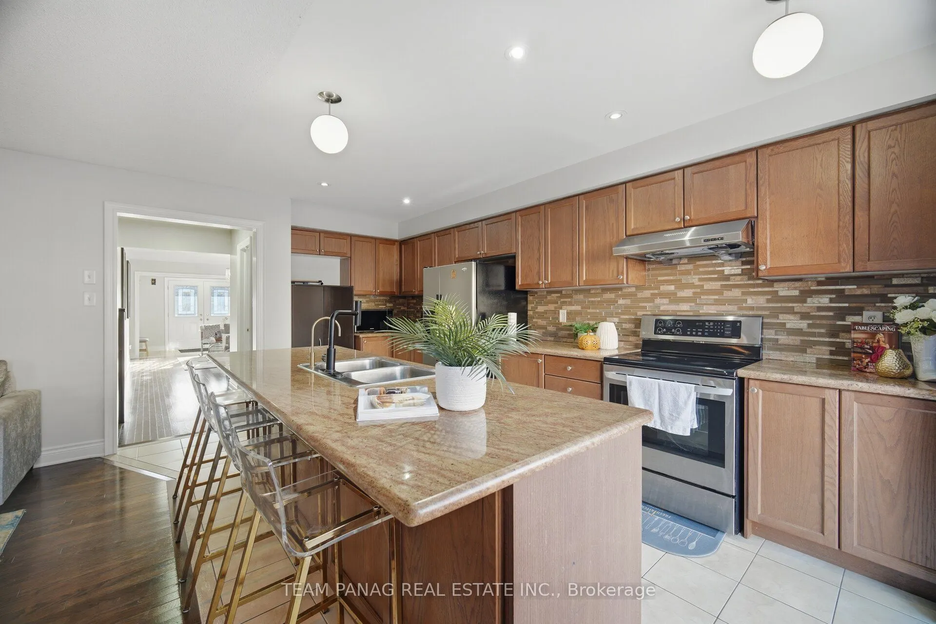 11 Peachill Court