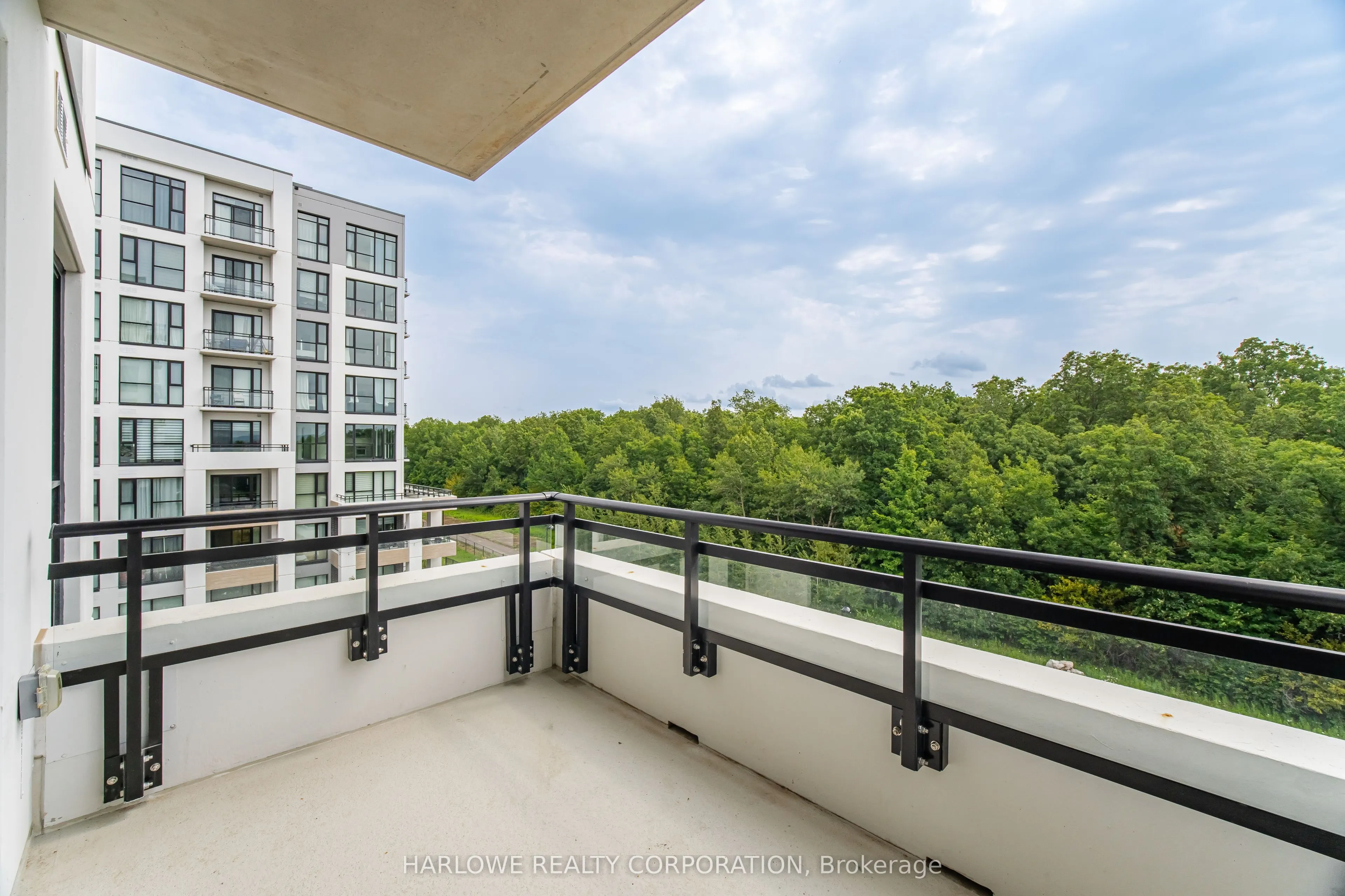 740 Whitlock Avenue #413