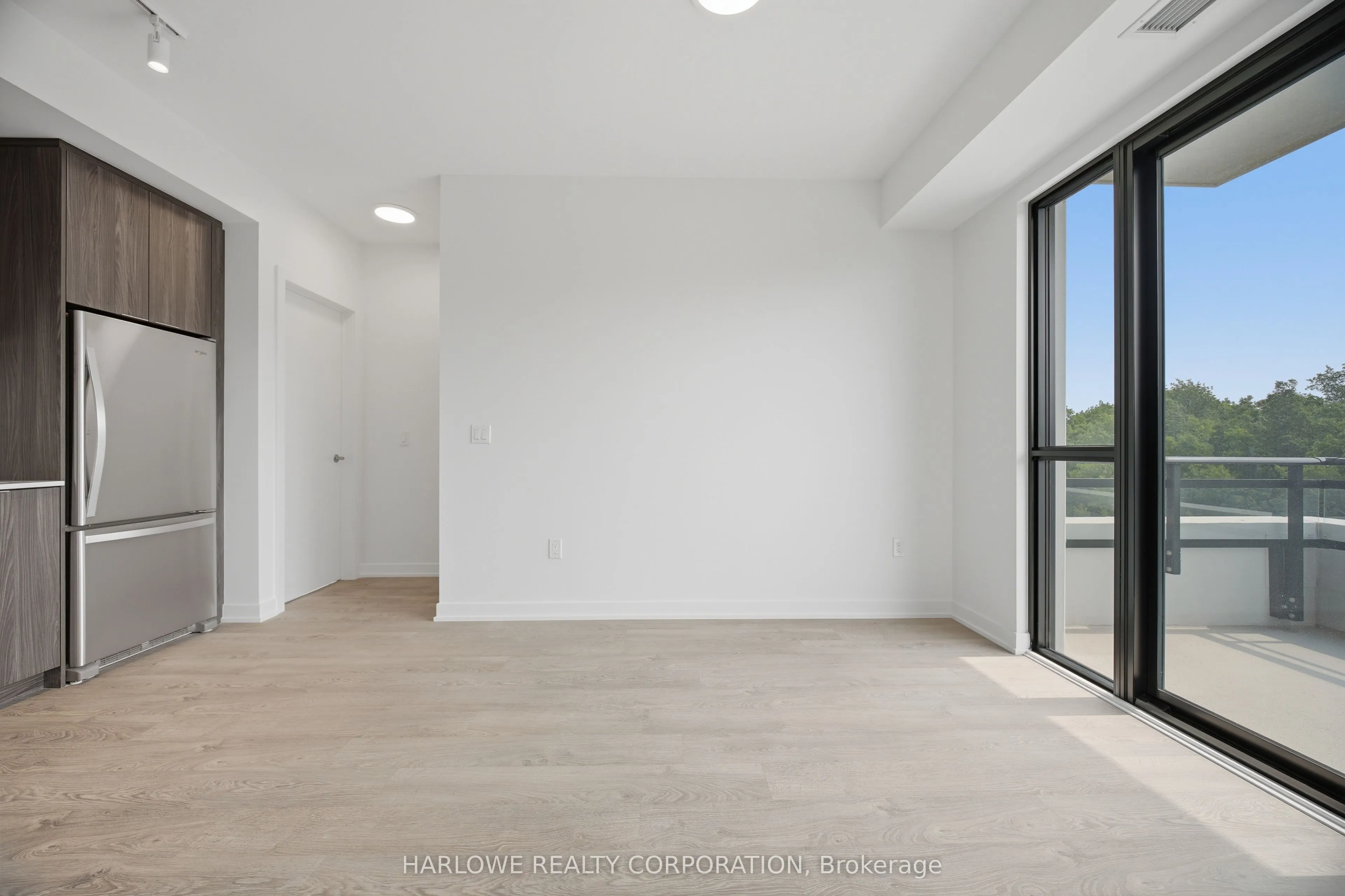 740 Whitlock Avenue #413