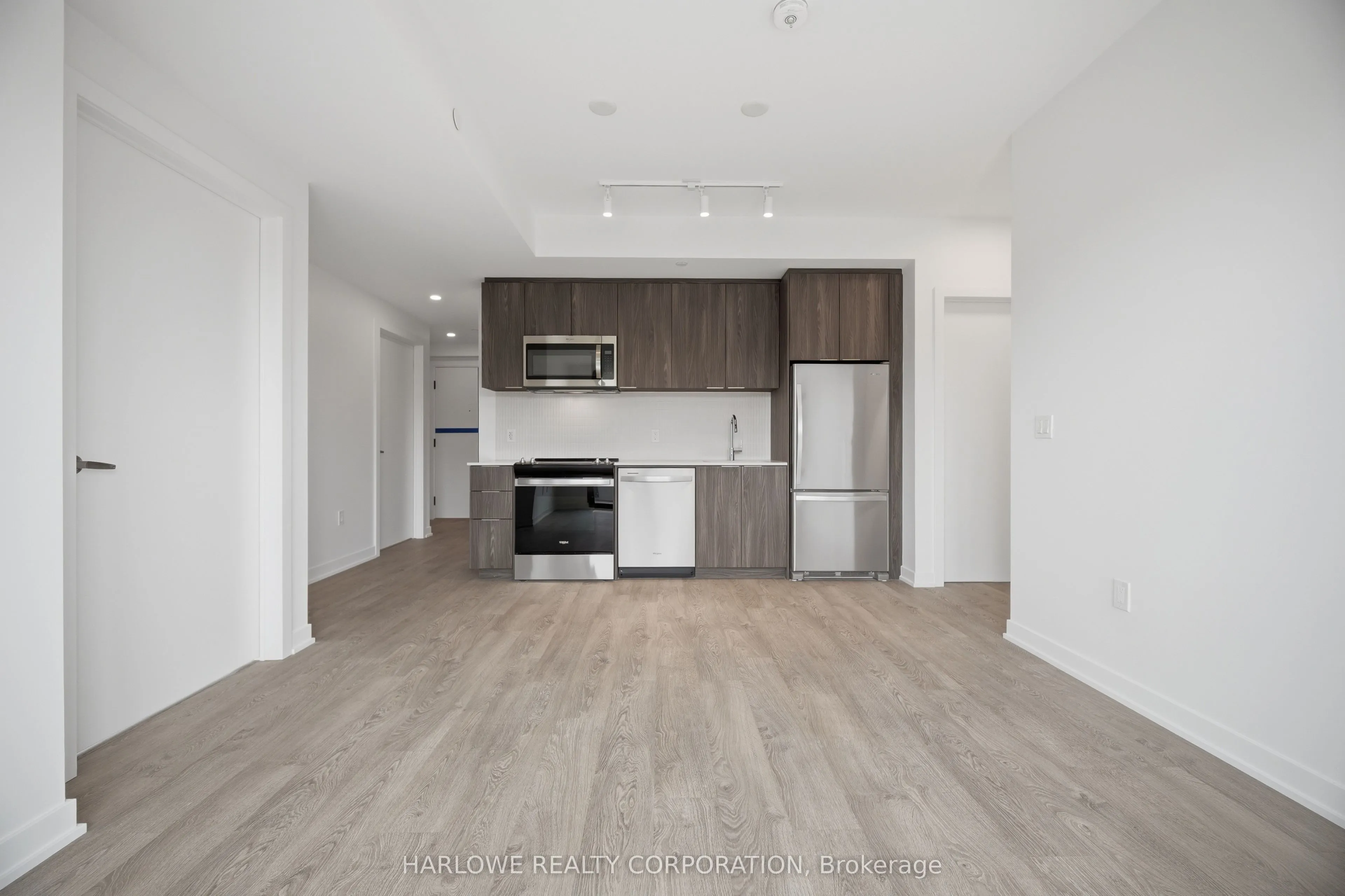 740 Whitlock Avenue #413