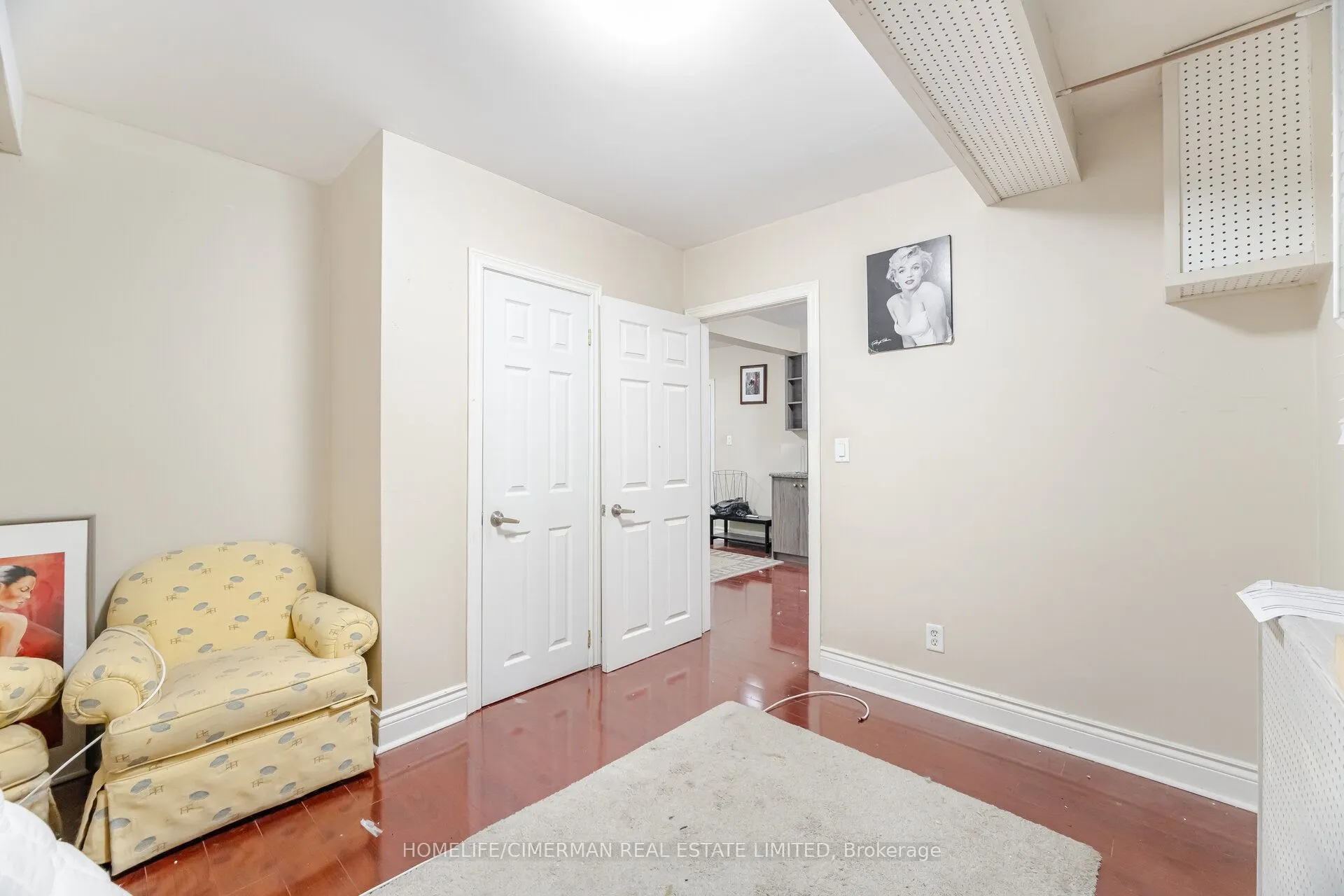 2681 Eglinton Avenue W