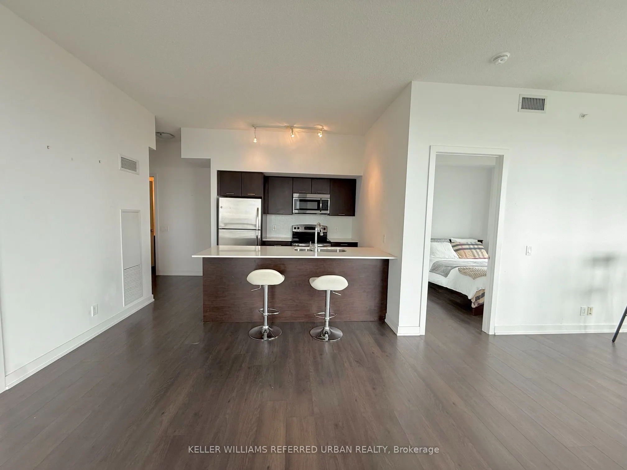 2212 Lakeshore Boulevard W #1903