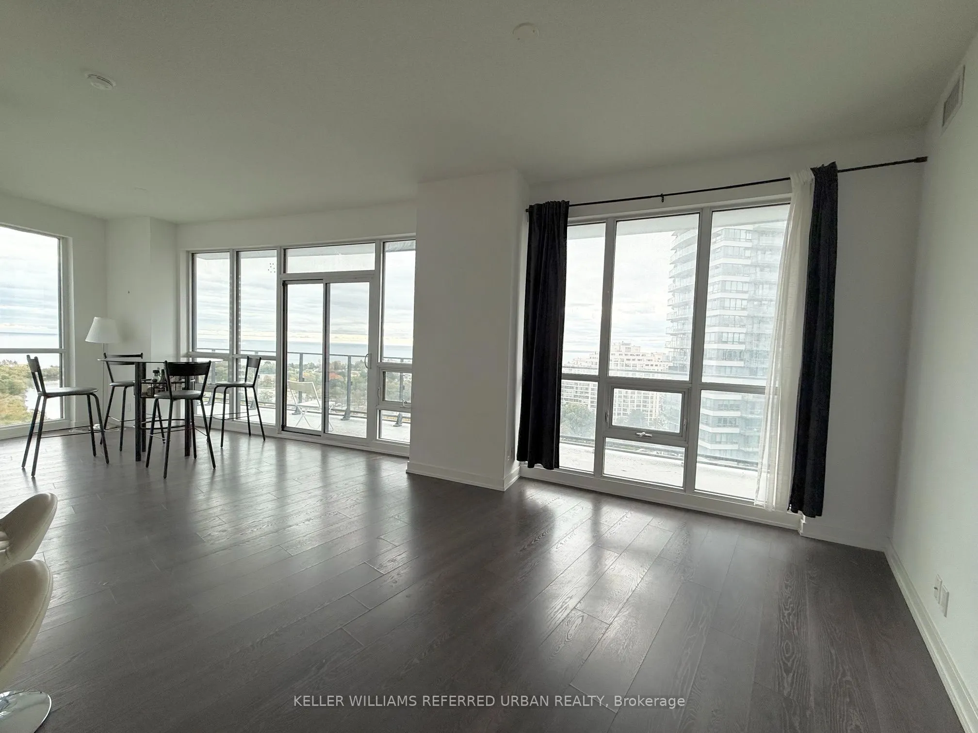 2212 Lakeshore Boulevard W #1903