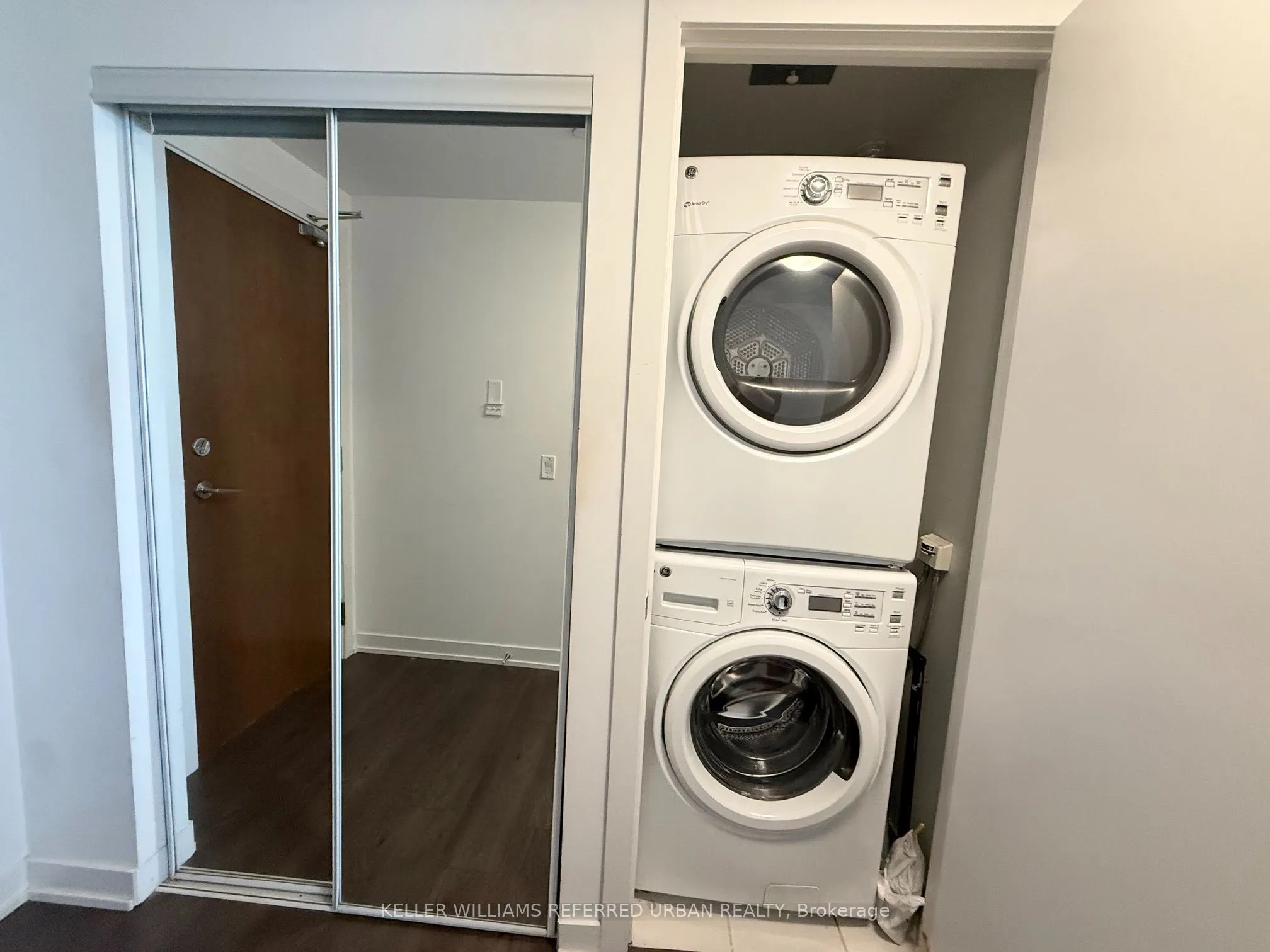 2212 Lakeshore Boulevard W #1903