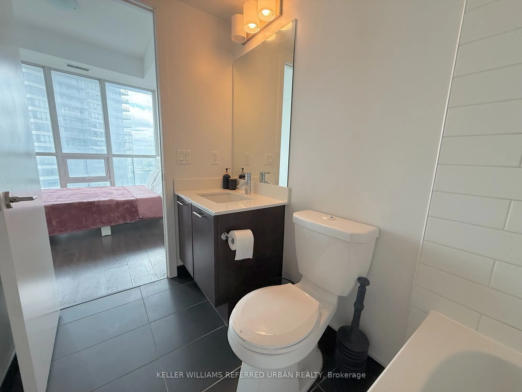 2212 Lakeshore Boulevard W #1903