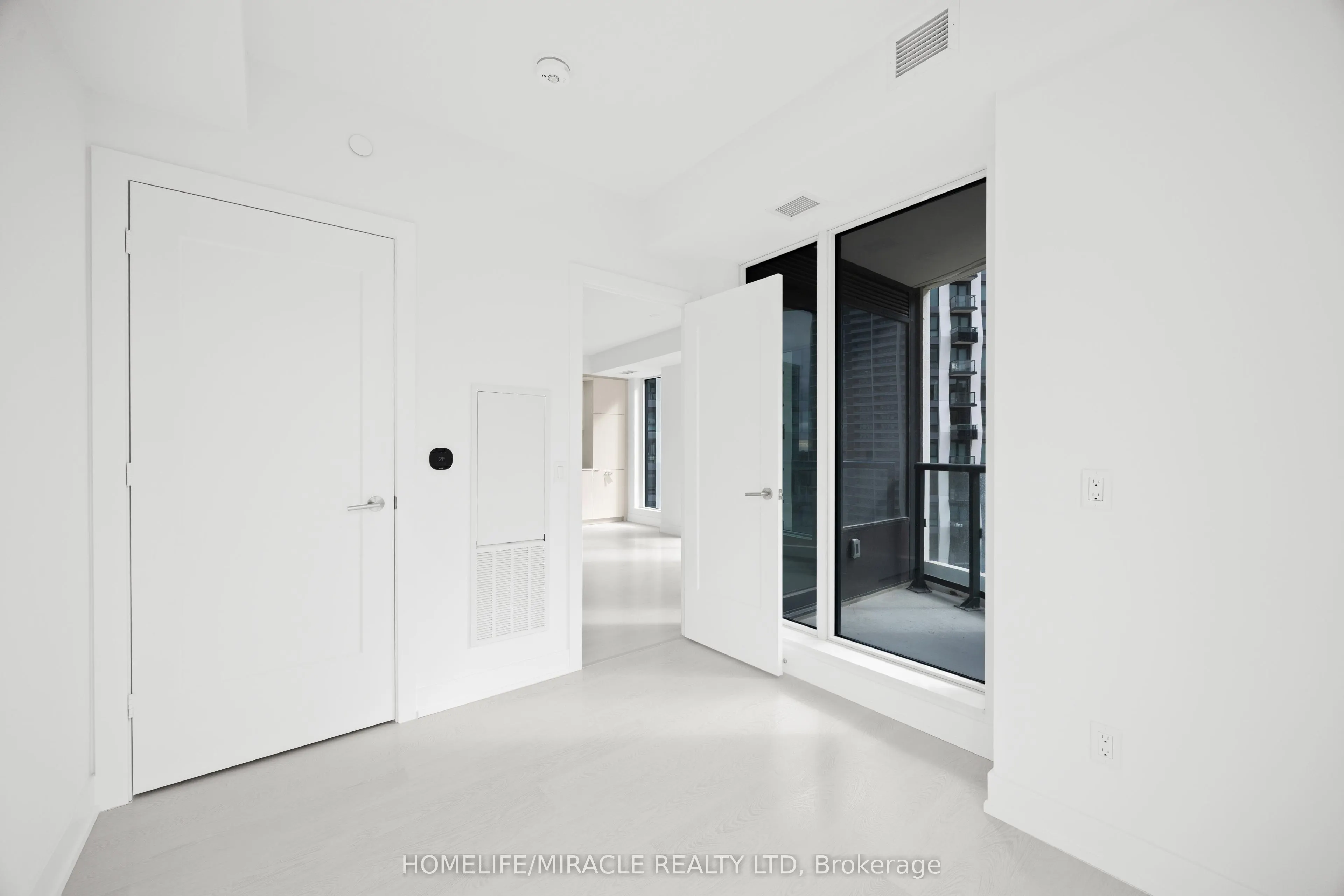 25 Cordova Avenue #905