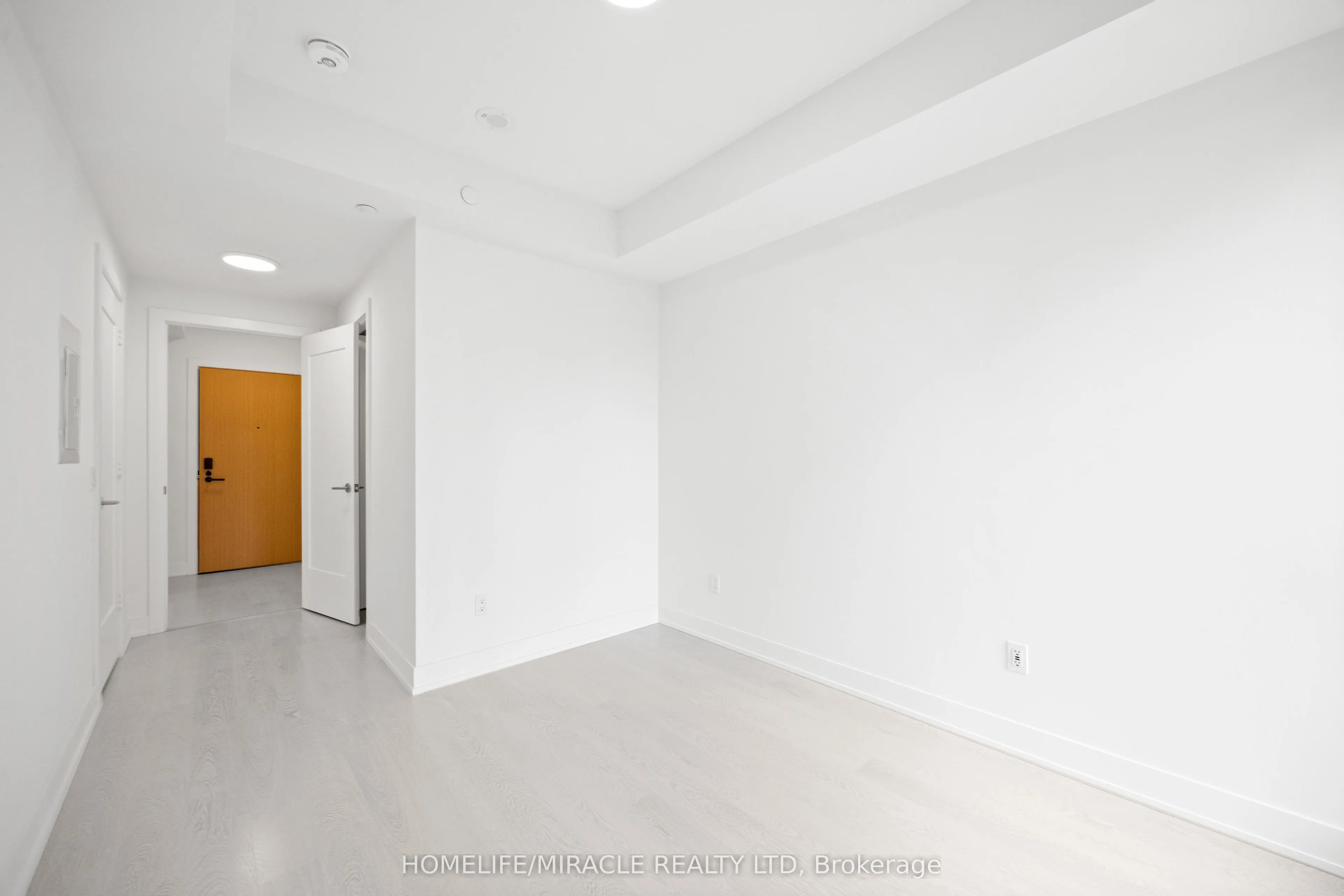 25 Cordova Avenue #905