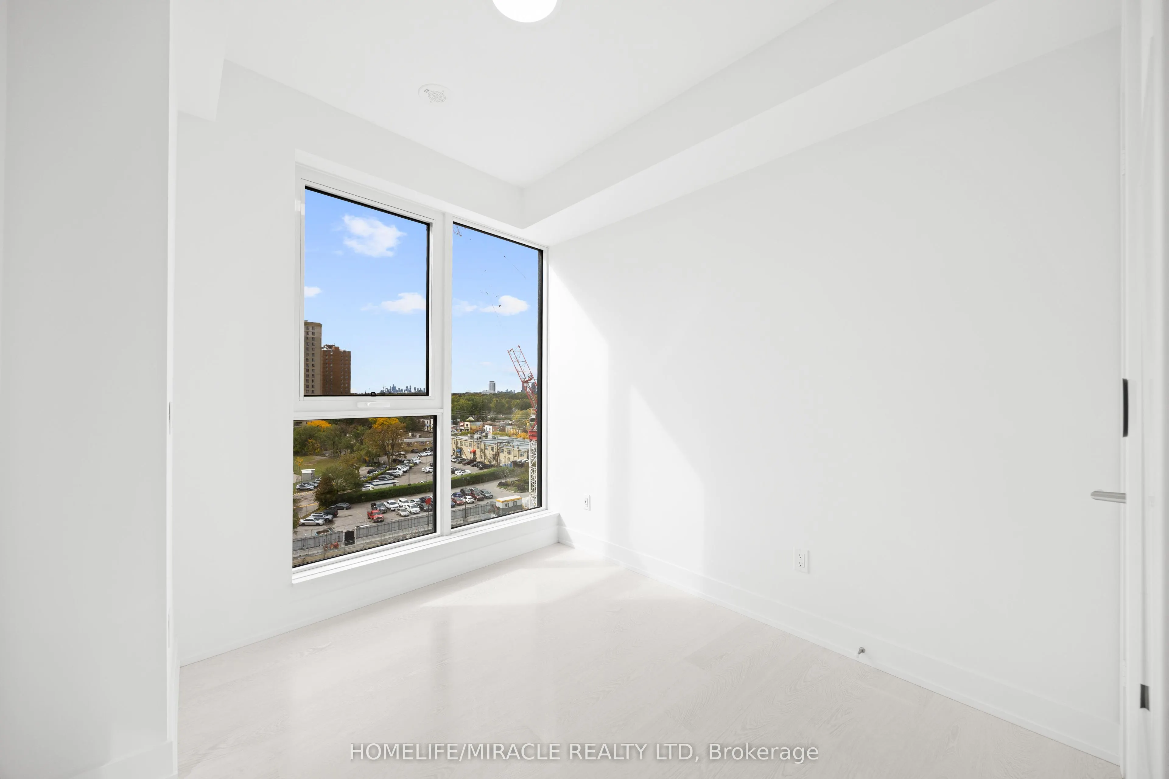25 Cordova Avenue #905