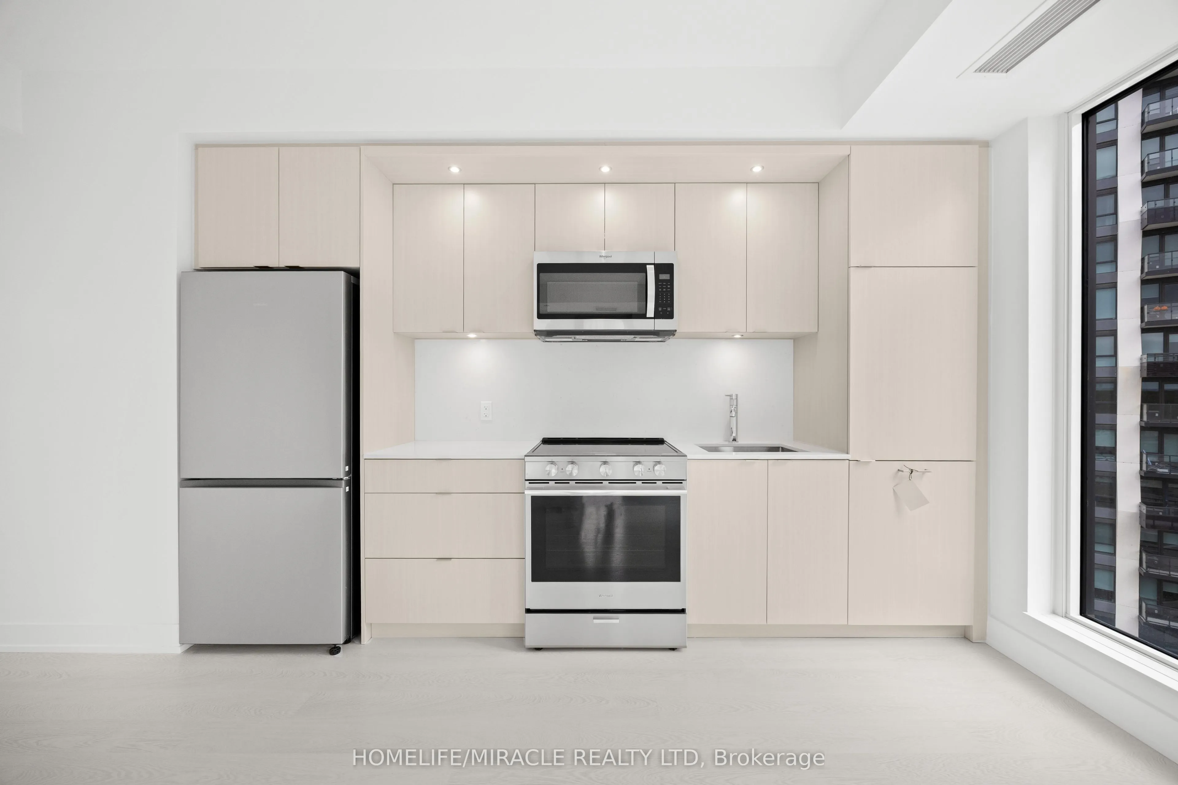 25 Cordova Avenue #905
